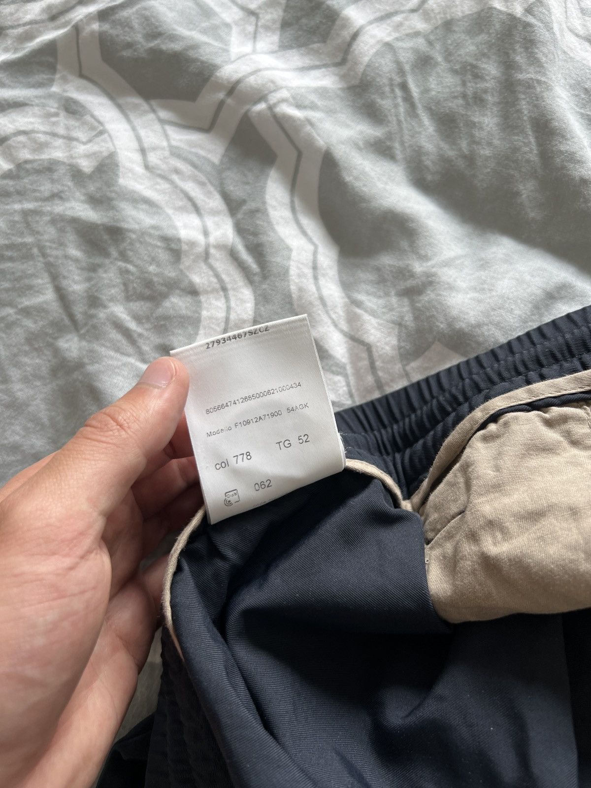 Moncler 🏝️ Moncler Classic Light Pants Size US 34 / EU 50 - 9 Thumbnail