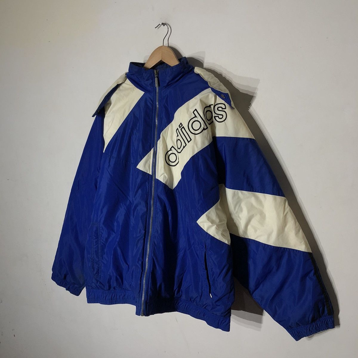 Adidas VINTAGE 90's ADIDAS BIG LOGO INSPIRED BY RUN DMC BAND TEES Size US L / EU 52-54 / 3 - 2 Thumbnail