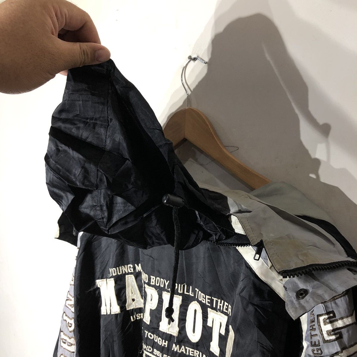 Japanese Brand Tomahawk Long Jacket Big Logo Size US L / EU 52-54 / 3 - 13 Thumbnail