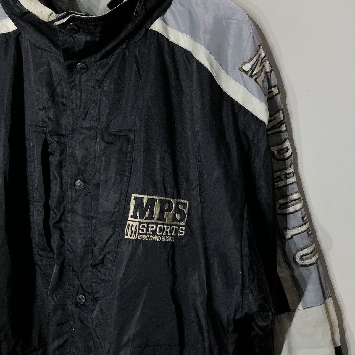 Japanese Brand Tomahawk Long Jacket Big Logo Size US L / EU 52-54 / 3 - 5 Thumbnail