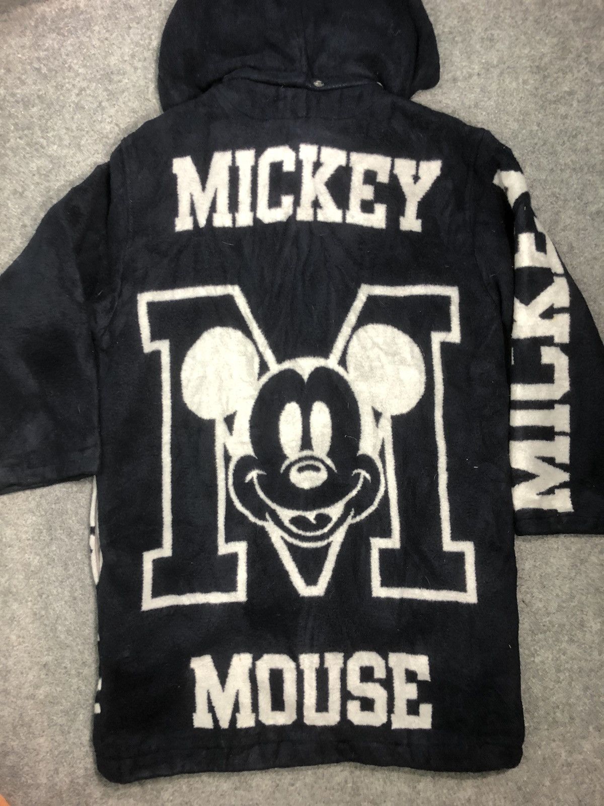 Disney Rare🔥Vtg Disney Mickey Mouse Fleece Long Jacket Size US M / EU 48-50 / 2 - 5 Thumbnail