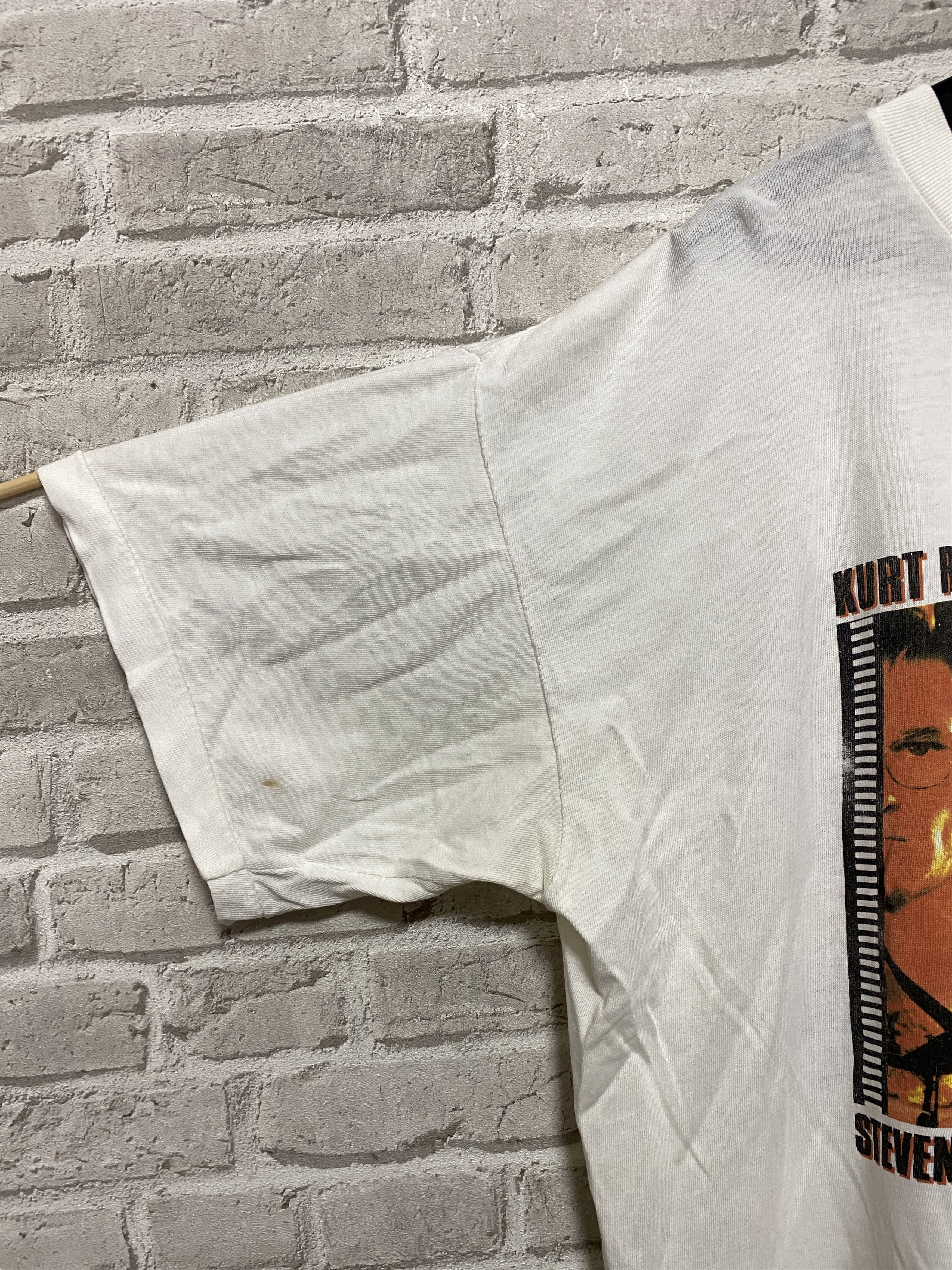 Vintage Vintage 1996 Executive Decision movie T-shirt Size US XL / EU 56 / 4 - 3 Thumbnail