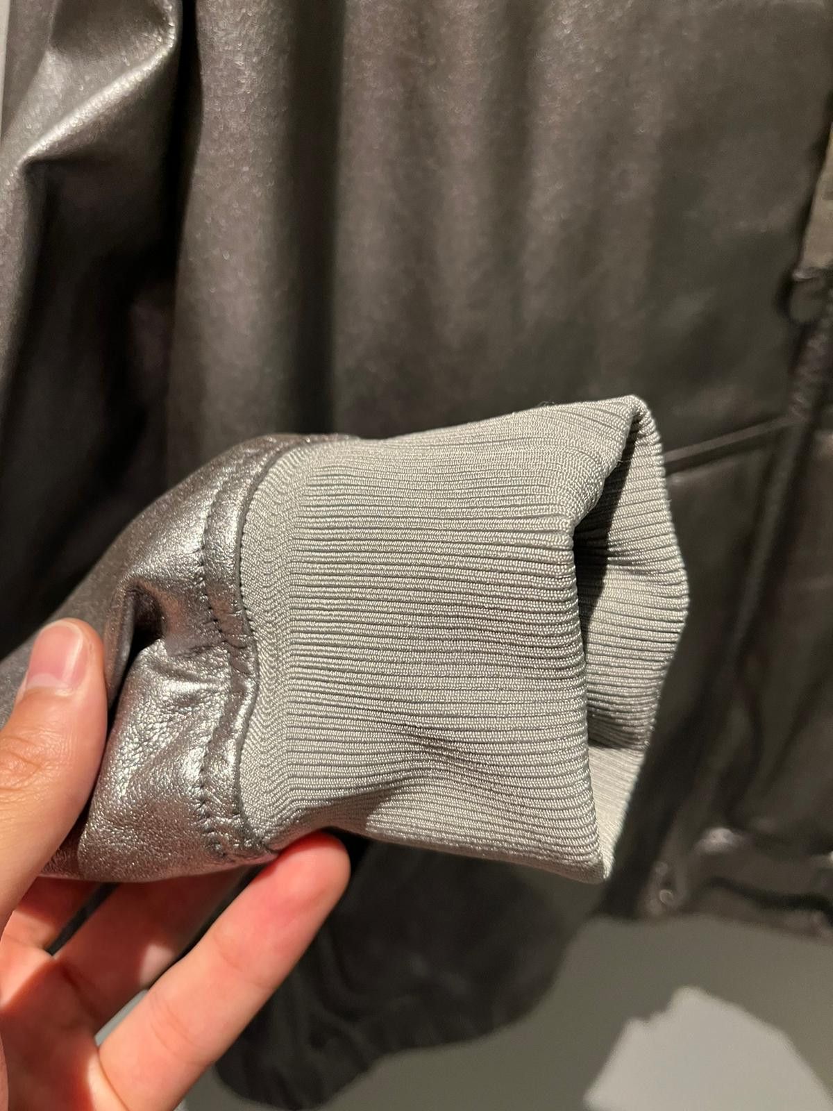 Tom Ford Zipper Hoodie in Grey / Silver Color Size US L / EU 52-54 / 3 - 4 Thumbnail