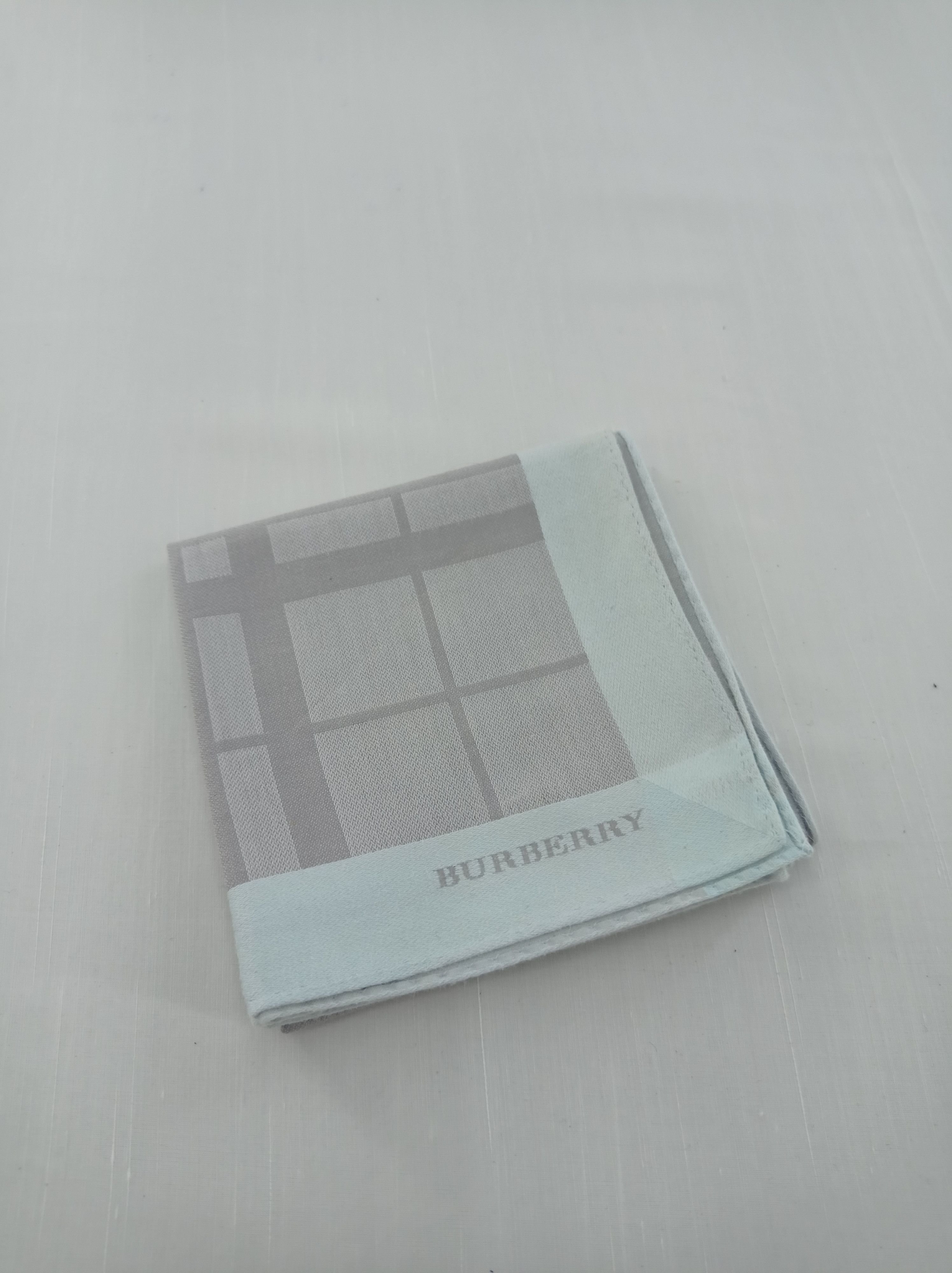 Burberry × Vintage Burberry Handkerchief / Neckwear / Bandana Size ONE SIZE - 2 Thumbnail