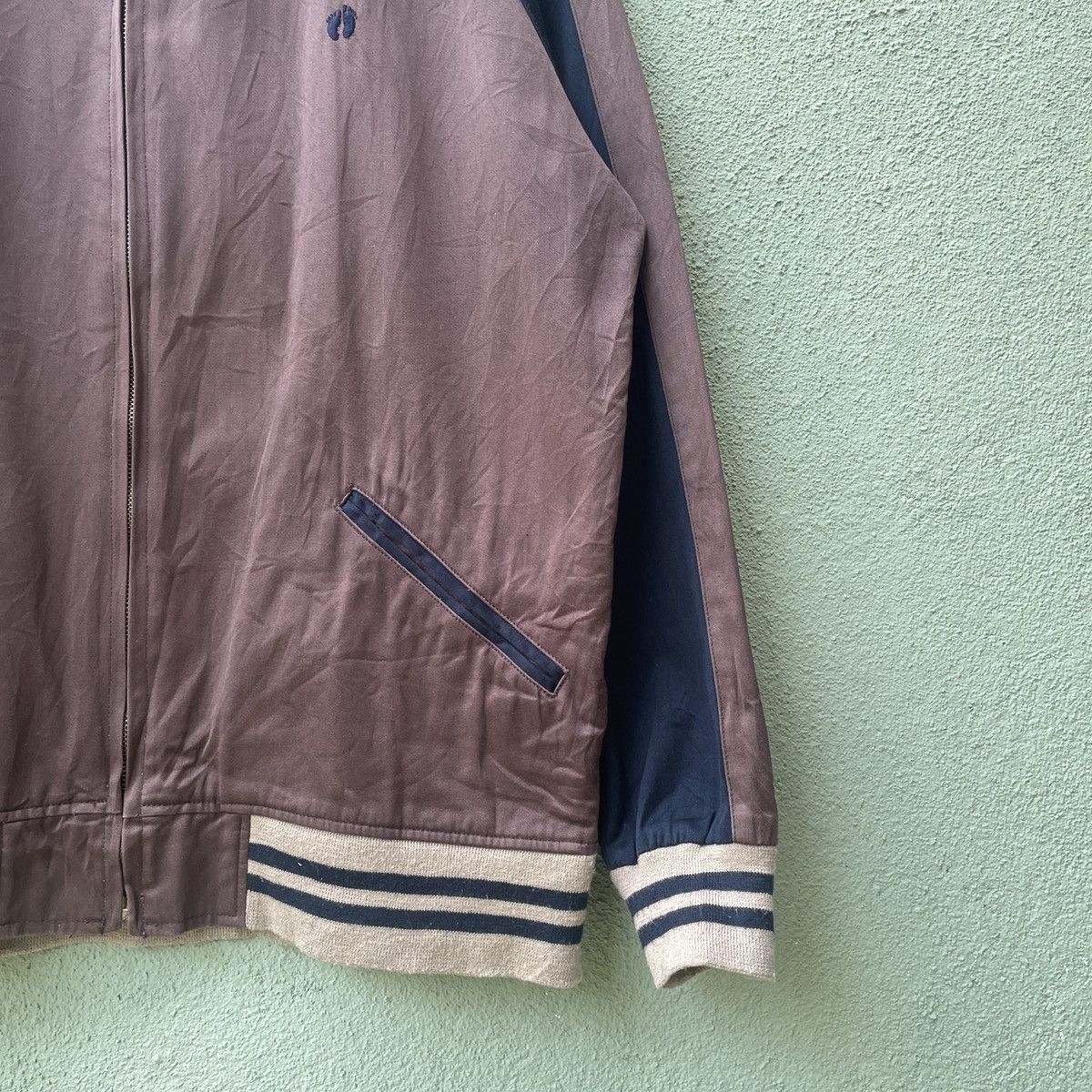 Hang Ten Vintage Hang Ten Embroidery Small Logo Zipper Ups Jacket Size US L / EU 52-54 / 3 - 5 Thumbnail