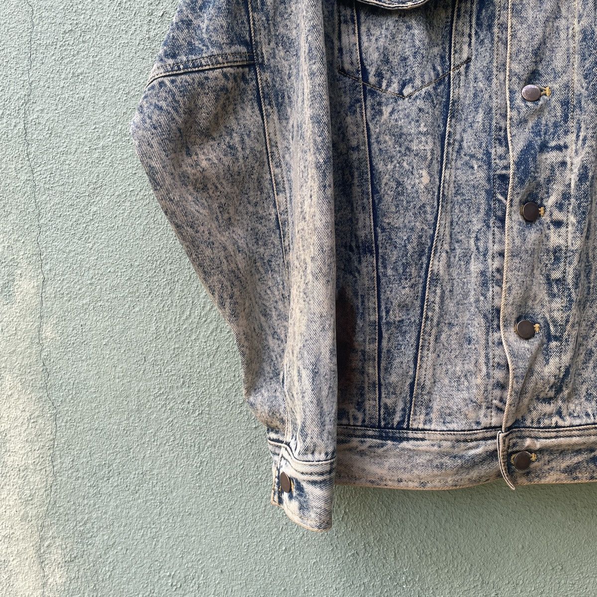 Japanese Brand Vintage John Kent Acid Wash Faded Button Ups Denim Jacket Size US XL / EU 56 / 4 - 4 Thumbnail