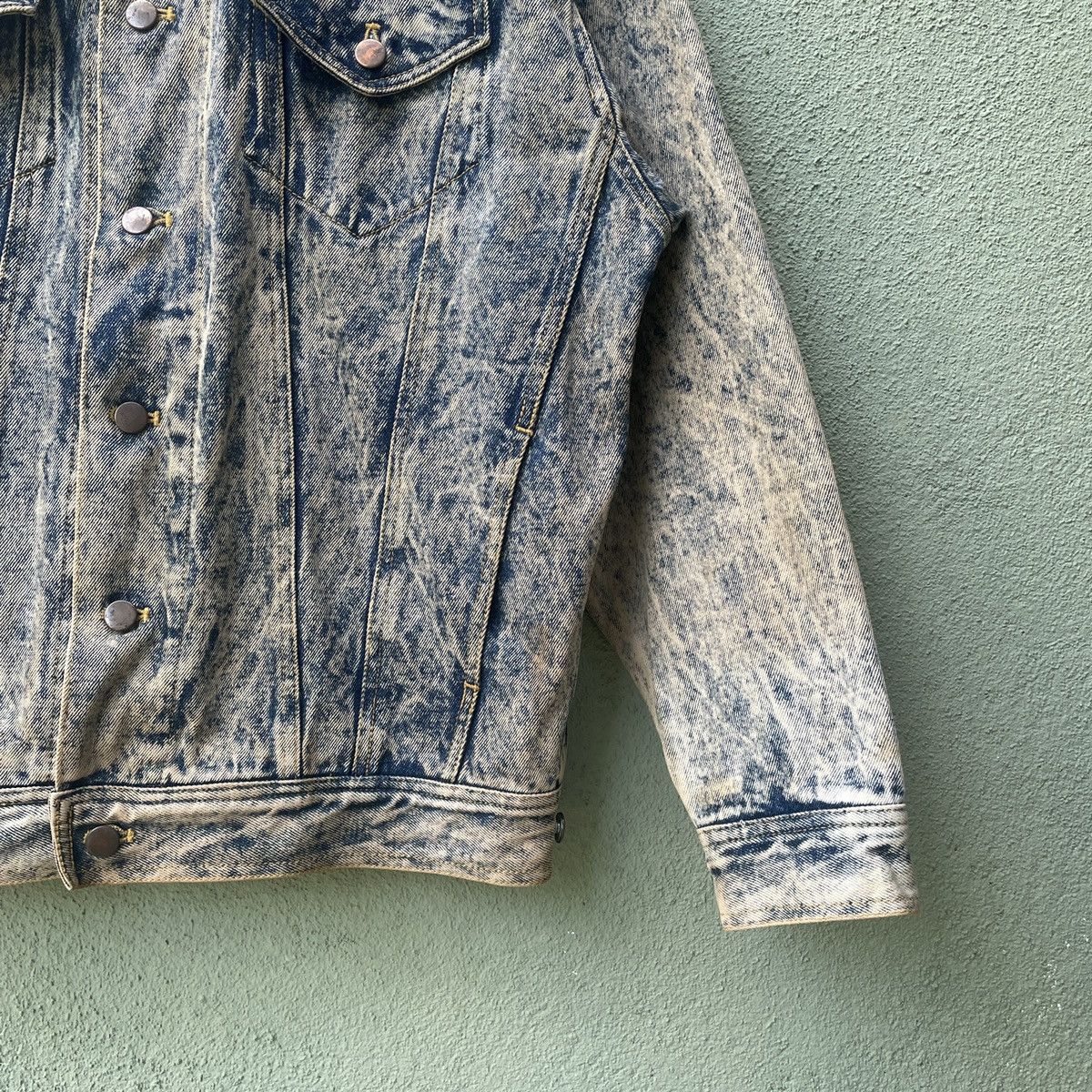 Japanese Brand Vintage John Kent Acid Wash Faded Button Ups Denim Jacket Size US XL / EU 56 / 4 - 5 Thumbnail