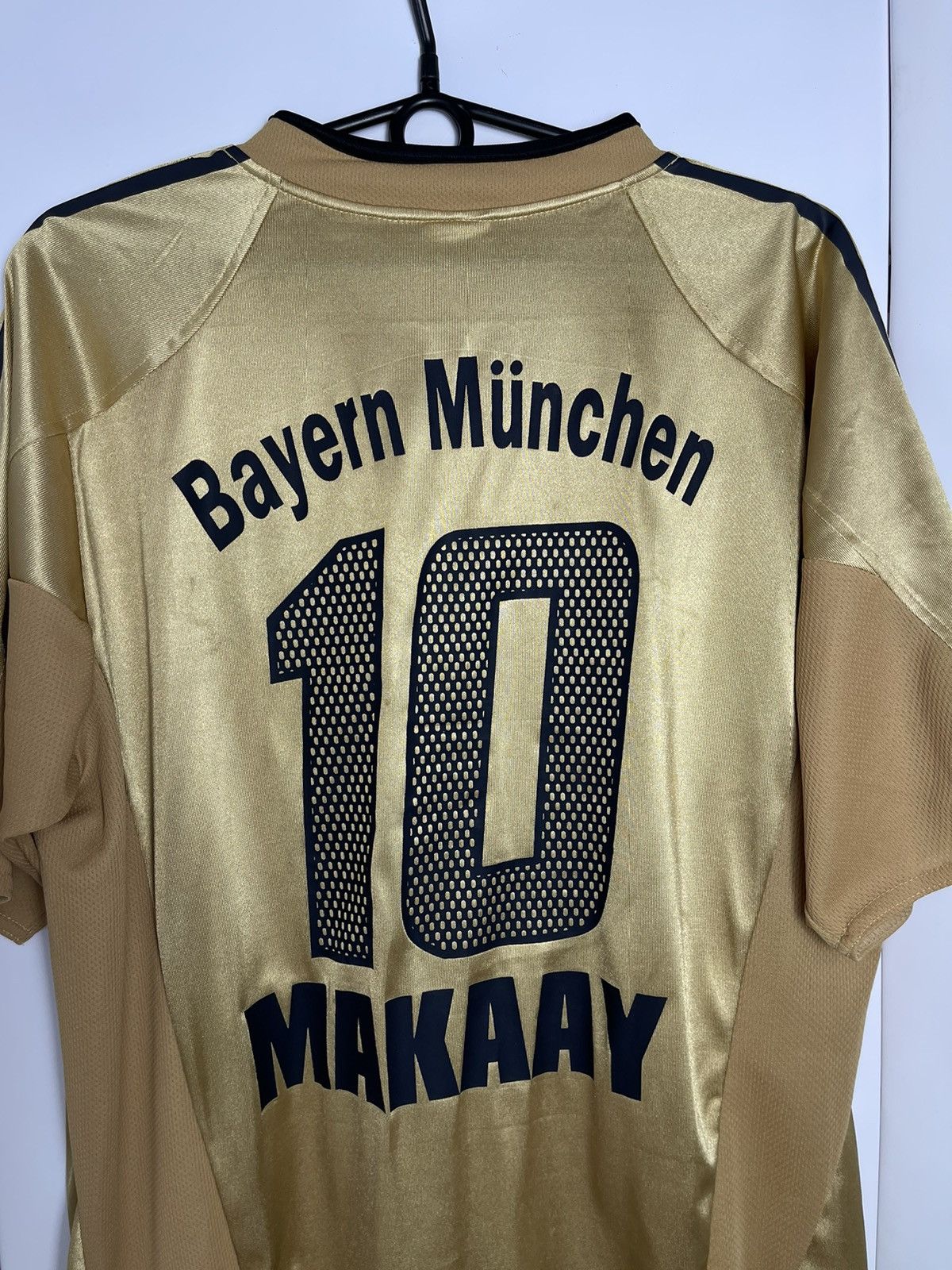 Vintage Vintage Bayern Munich Makaay 10 adidas Gold rare size XL Size US XL / EU 56 / 4 - 14 Thumbnail