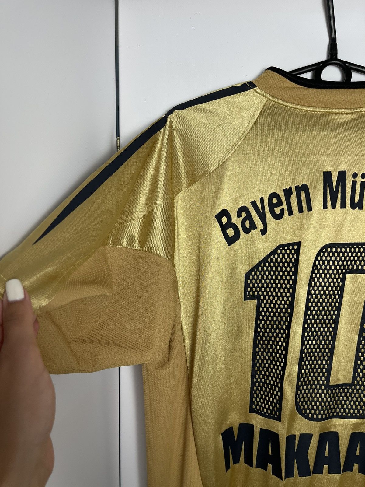 Vintage Vintage Bayern Munich Makaay 10 adidas Gold rare size XL Size US XL / EU 56 / 4 - 12 Thumbnail
