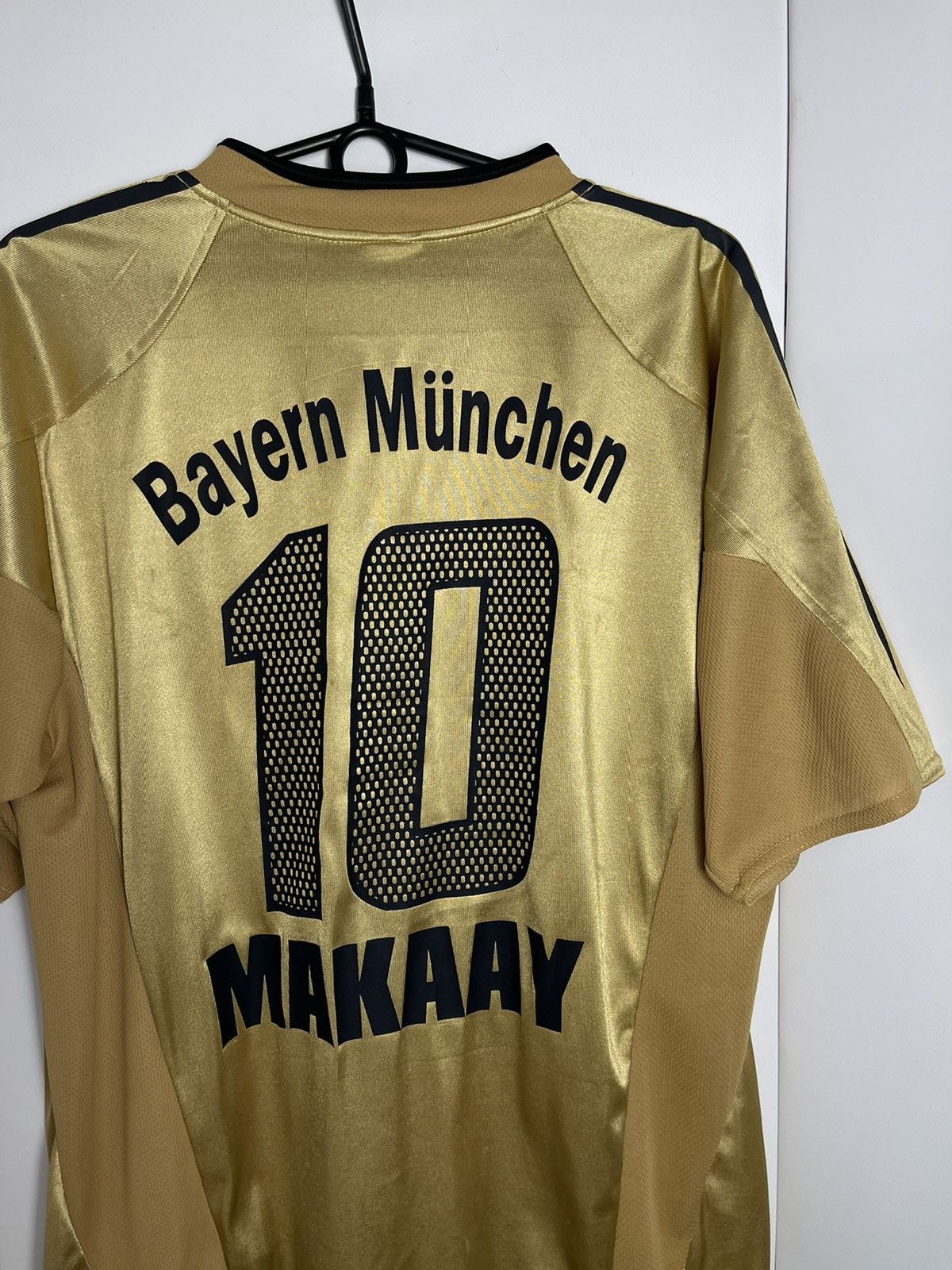 Vintage Vintage Bayern Munich Makaay 10 adidas Gold rare size XL Size US XL / EU 56 / 4 - 10 Thumbnail