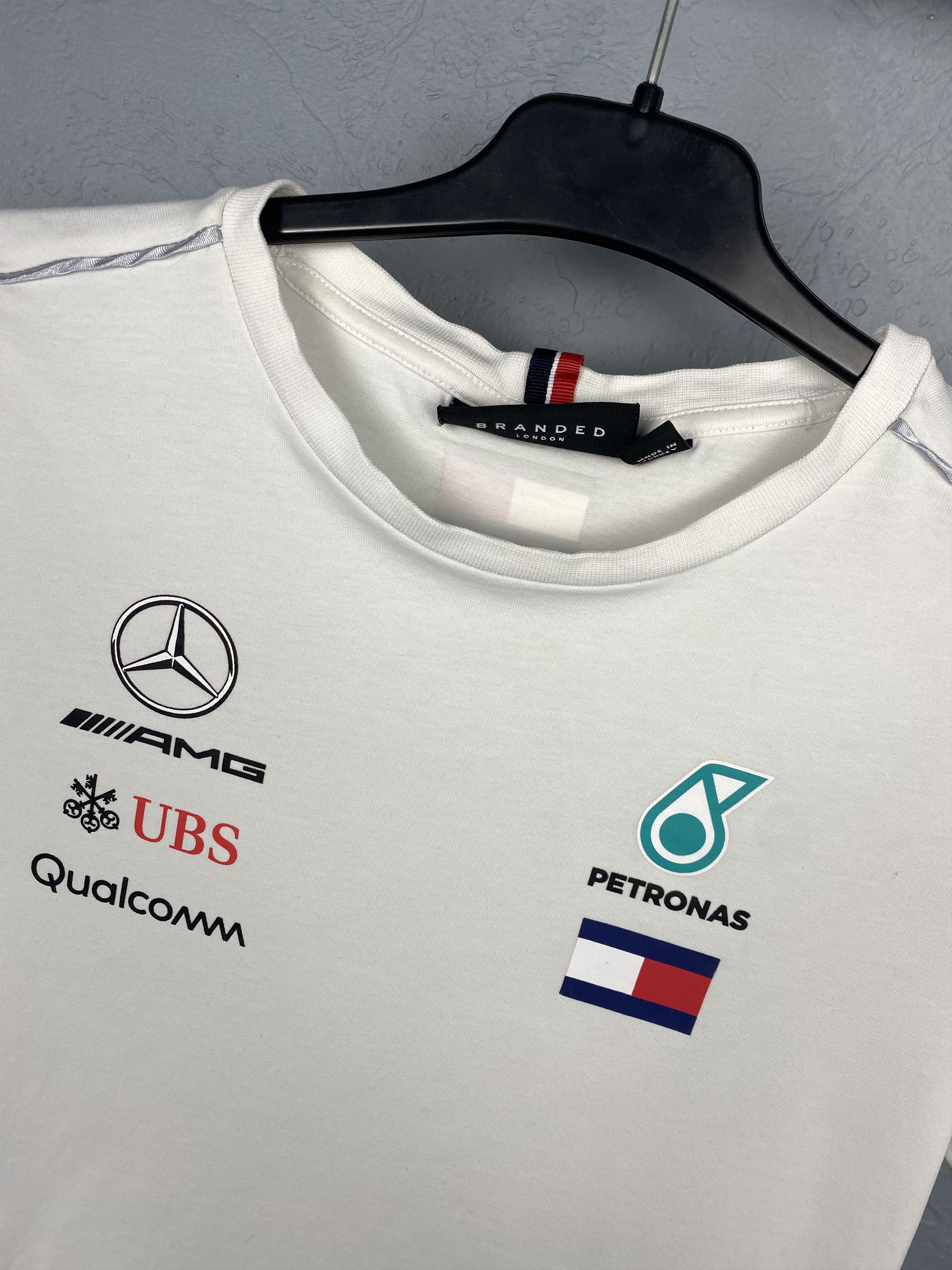 Mercedes-Benz Mercedes Benz Tommy Hilfiger Mens T-Shirt Tee Formula Uno Size US S / EU 44-46 / 1 - 3 Thumbnail