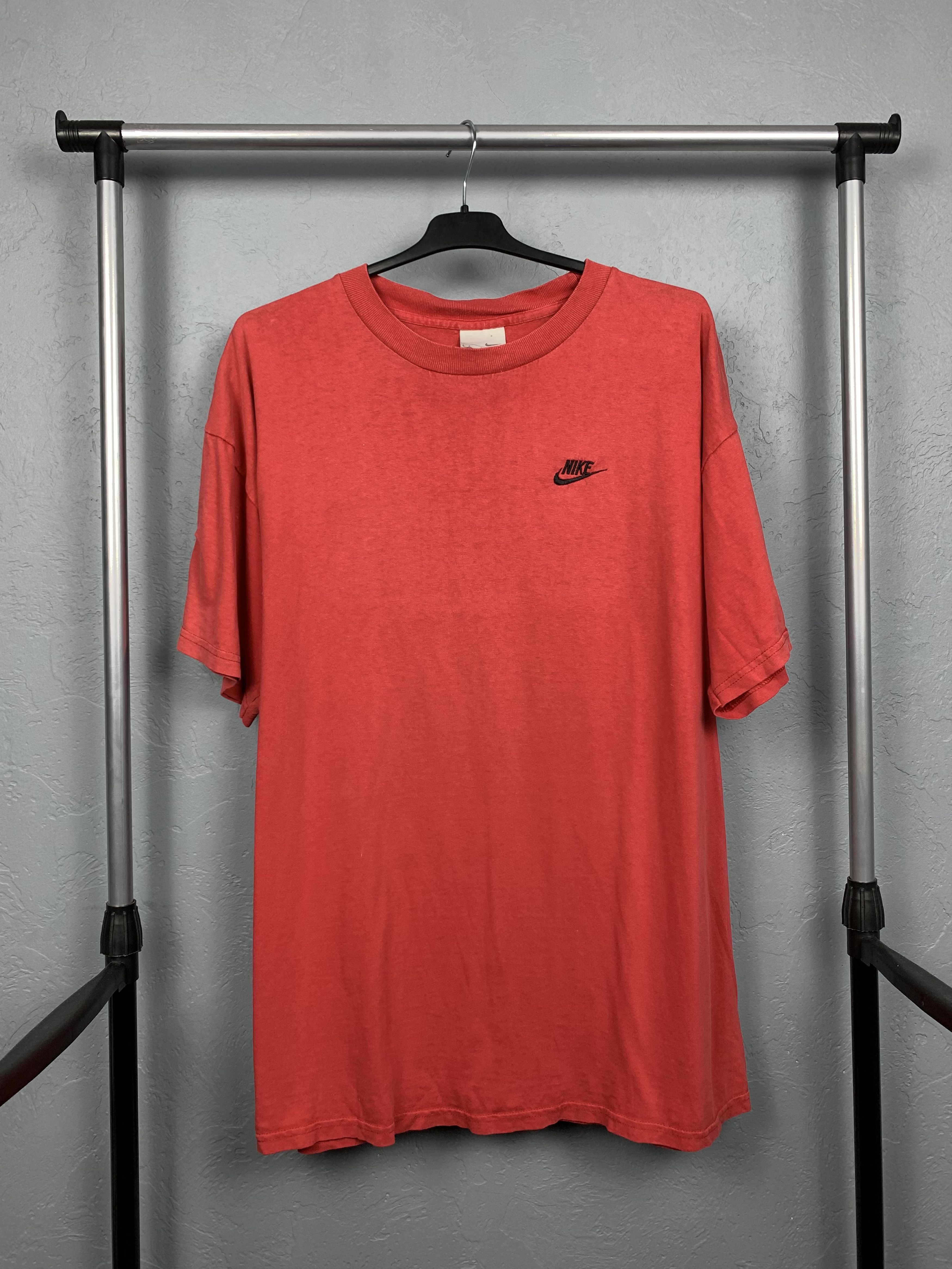 Nike Nike Vintage Mens T-shirt Tee Size US XL / EU 56 / 4 - 1 Thumbnail