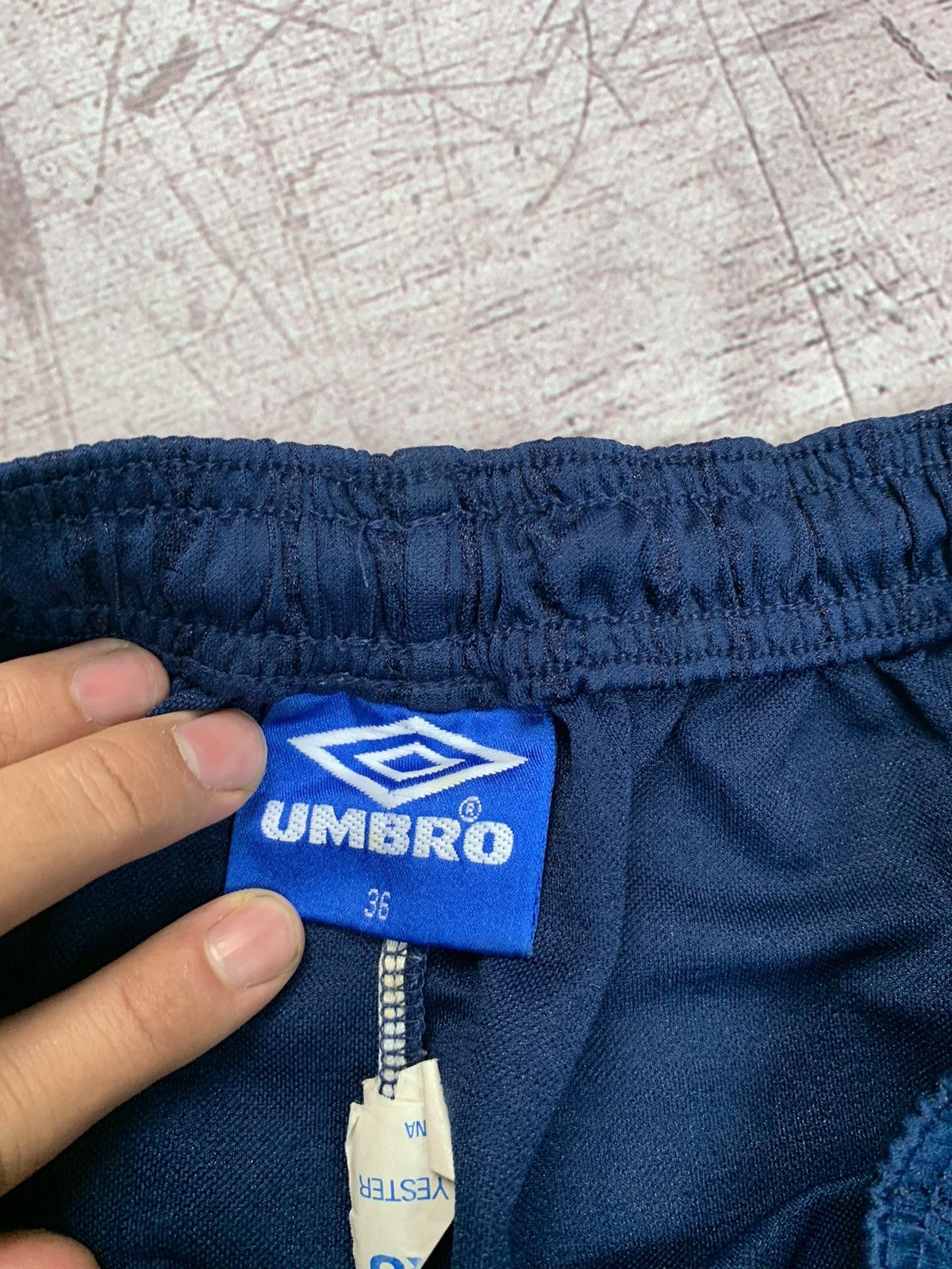Umbro × Vintage Vintage Umbro Y2K Shorts Size US 36 / EU 52 - 3 Thumbnail