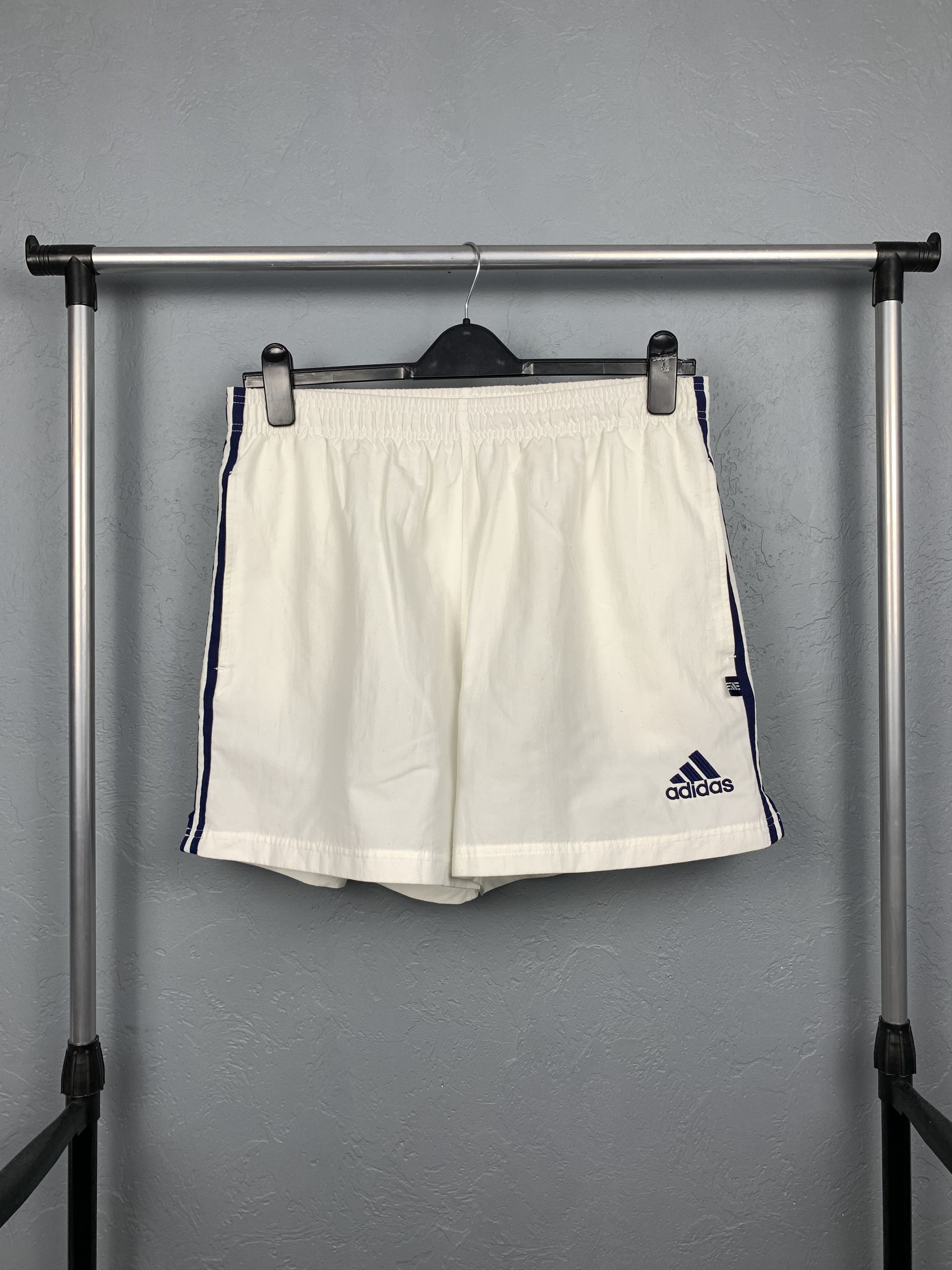 Adidas × Vintage Adidas 90s Vintage Mens Nylon Shorts Size US 32 / EU 48 - 1 Thumbnail