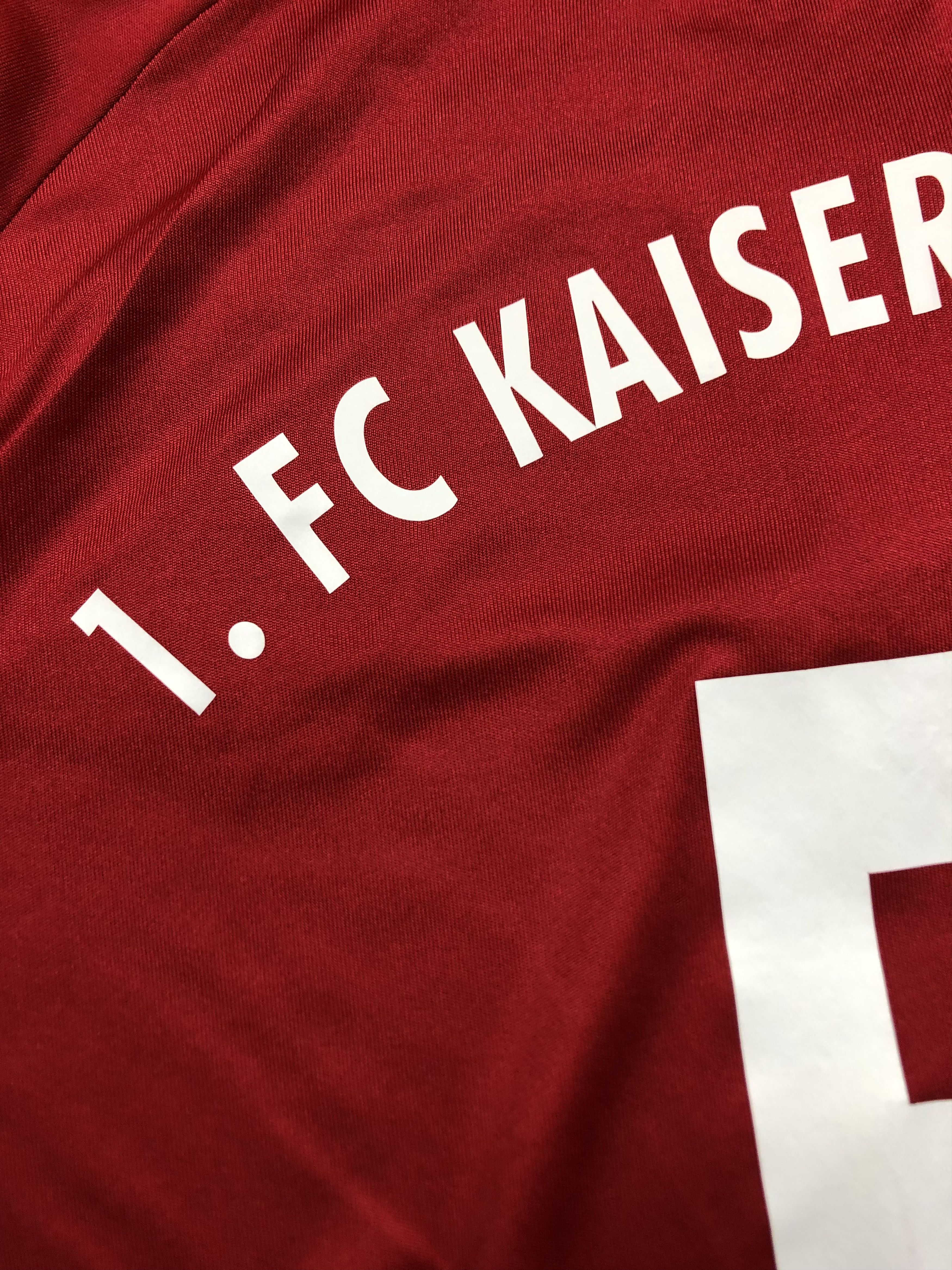 Vintage 1.FC Kaiserslautern Football Shirt 2010 #5 Amedick Tee Y2K Size US S / EU 44-46 / 1 - 14 Thumbnail