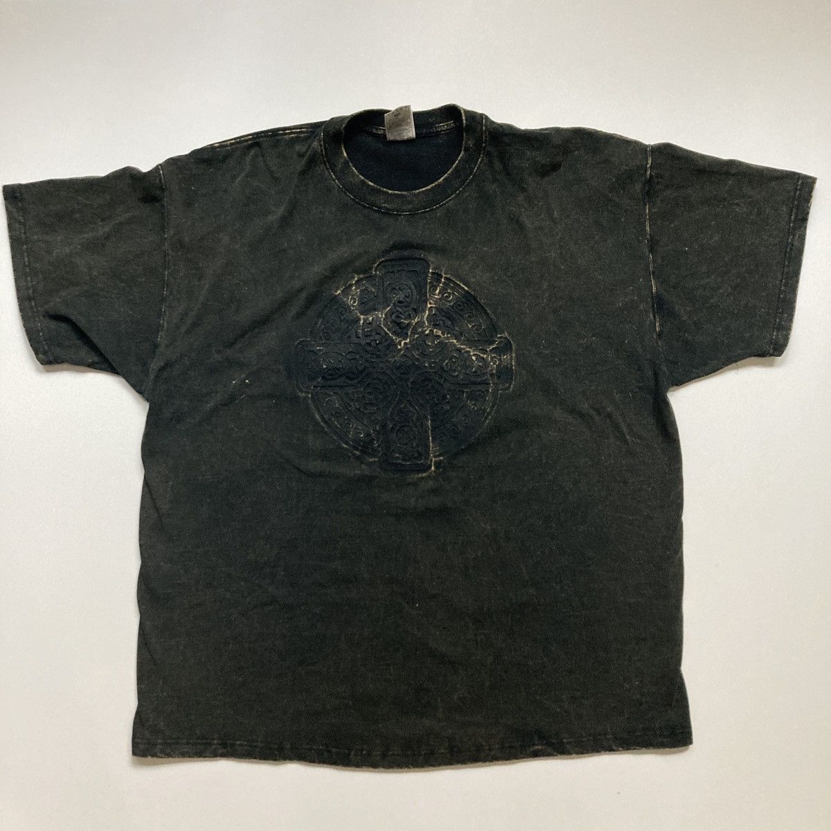 Fruit Of The Loom × Vintage Bleach dusted Celtic tee Size US XXL / EU 58 / 5 - 1 Thumbnail