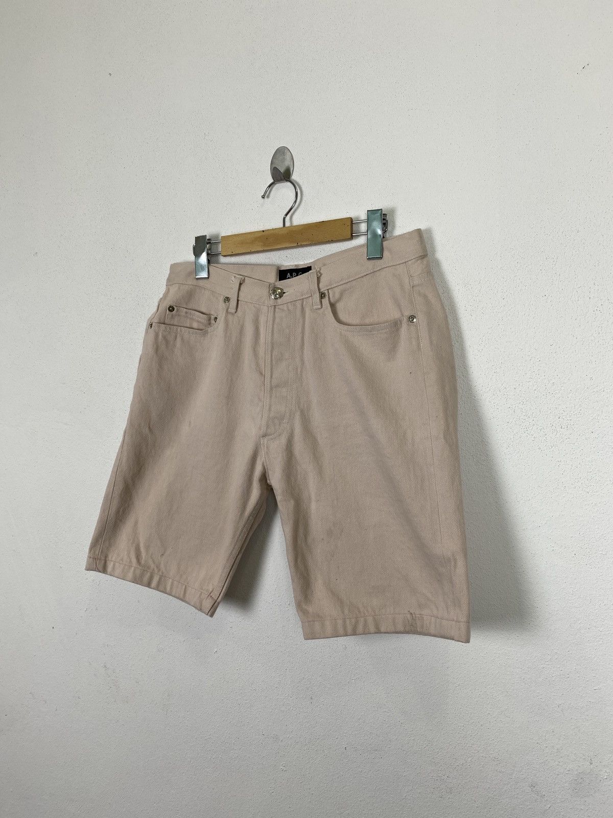A.P.C. × Designer × Japanese Brand A.P.C. RUE DE FLEURUS PARIS DENIM SHORT PANT Size US 33 - 3 Thumbnail