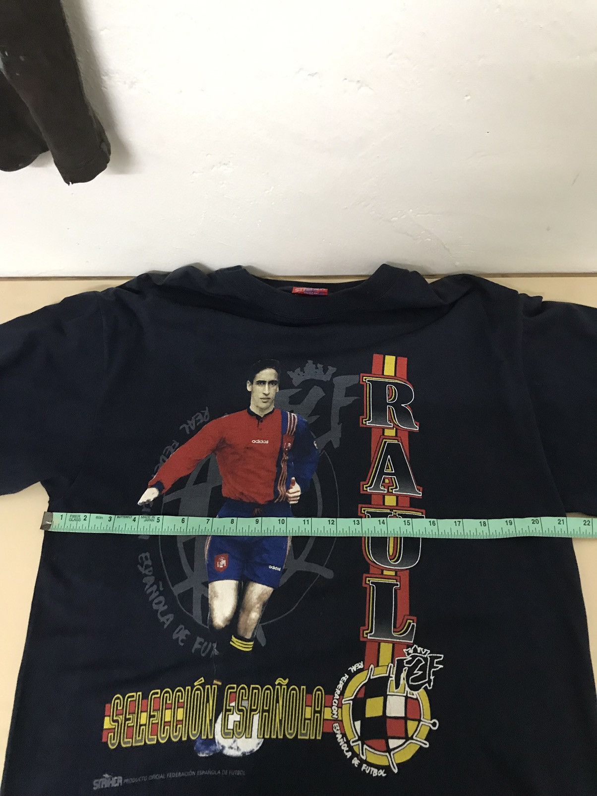 Vintage Vintage 90s Raul Gonzalez Spain Tee Size US L / EU 52-54 / 3 - 8 Thumbnail
