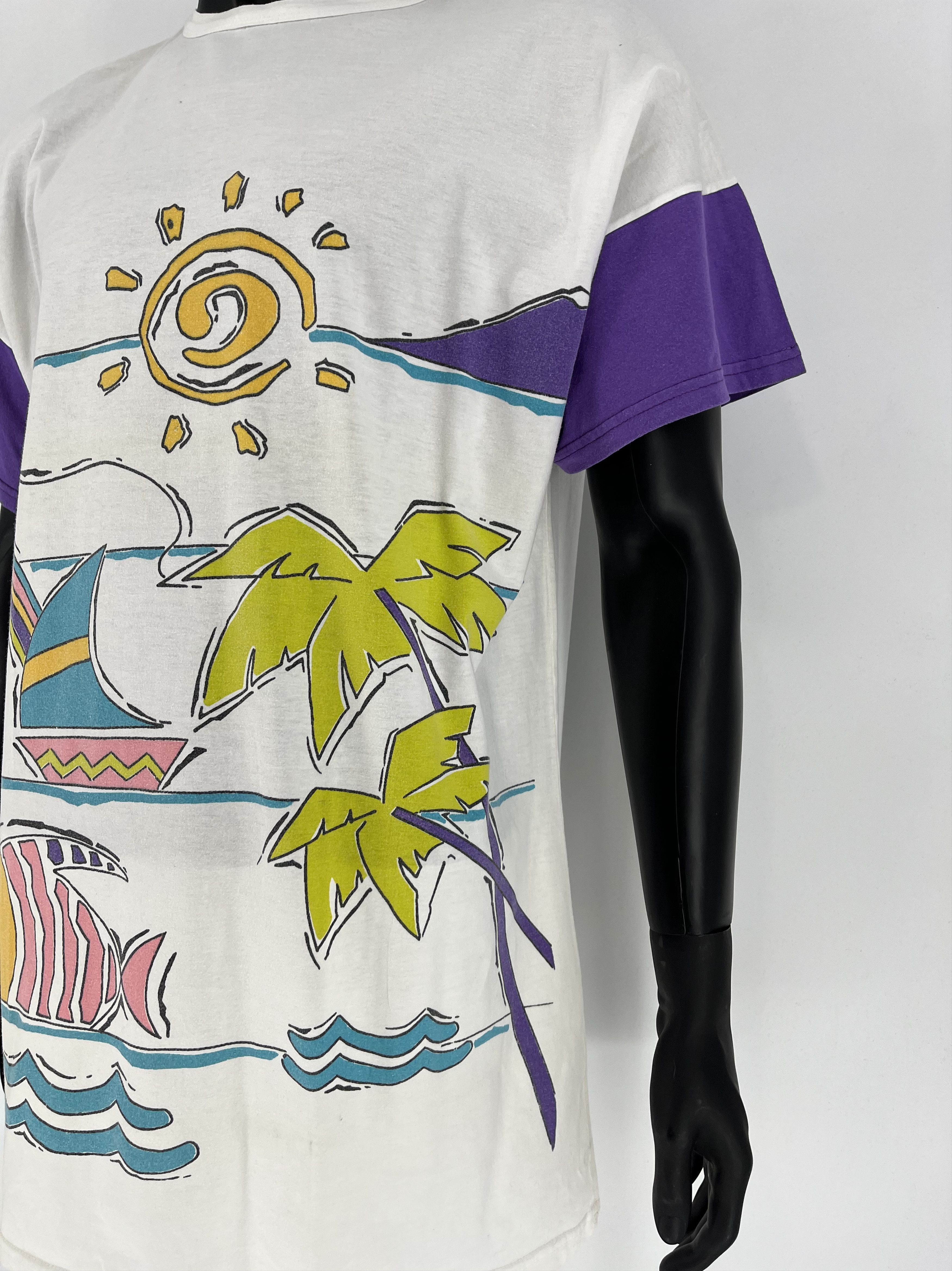 Vintage Vintage 90s Graphic Tee Summer Tshirt Y2k Style Size US XL / EU 56 / 4 - 8 Thumbnail