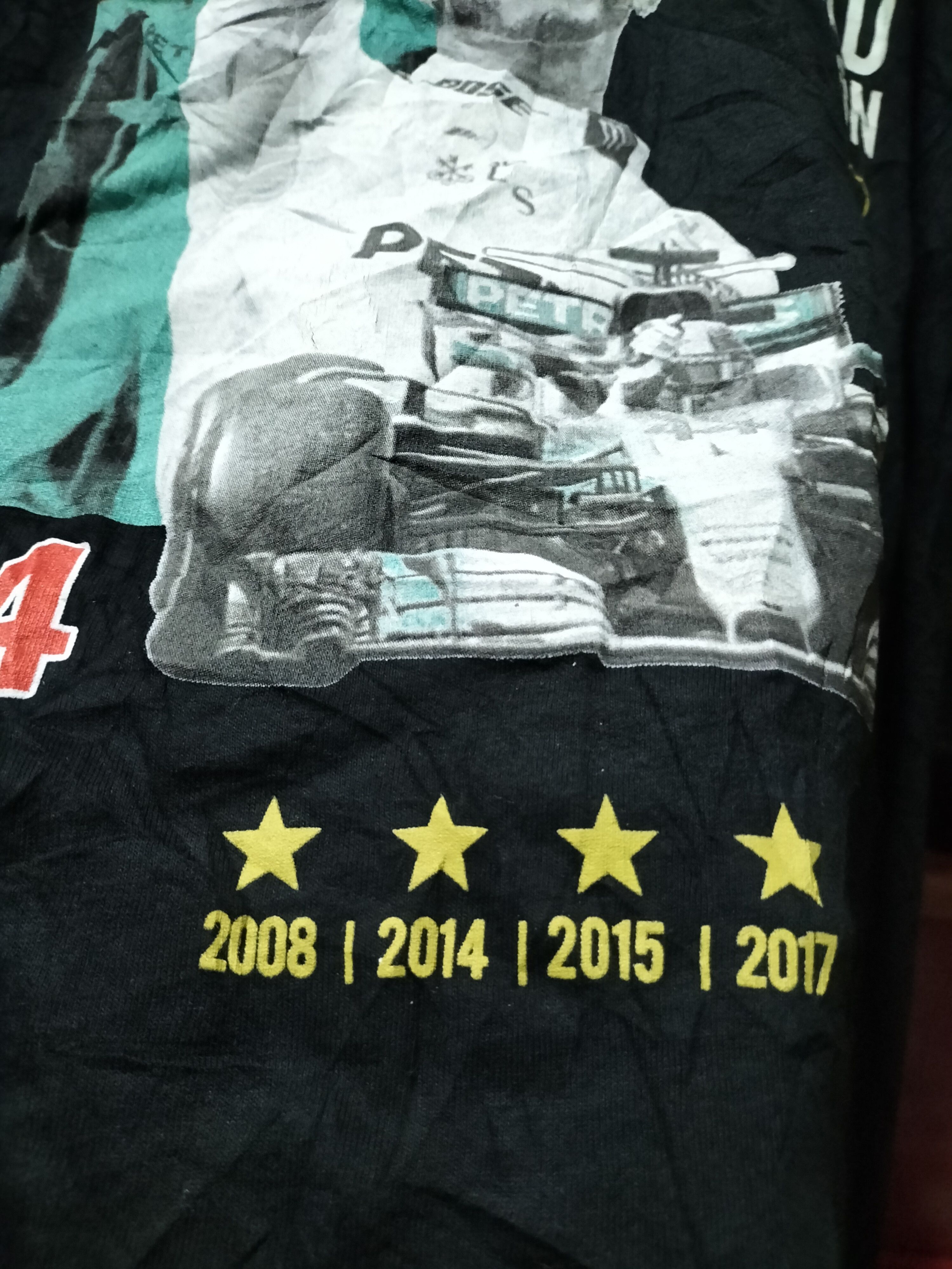 Vintage Lewis Hamilton Formula 1 world Champion 2017 collection tees Size US XL / EU 56 / 4 - 5 Thumbnail