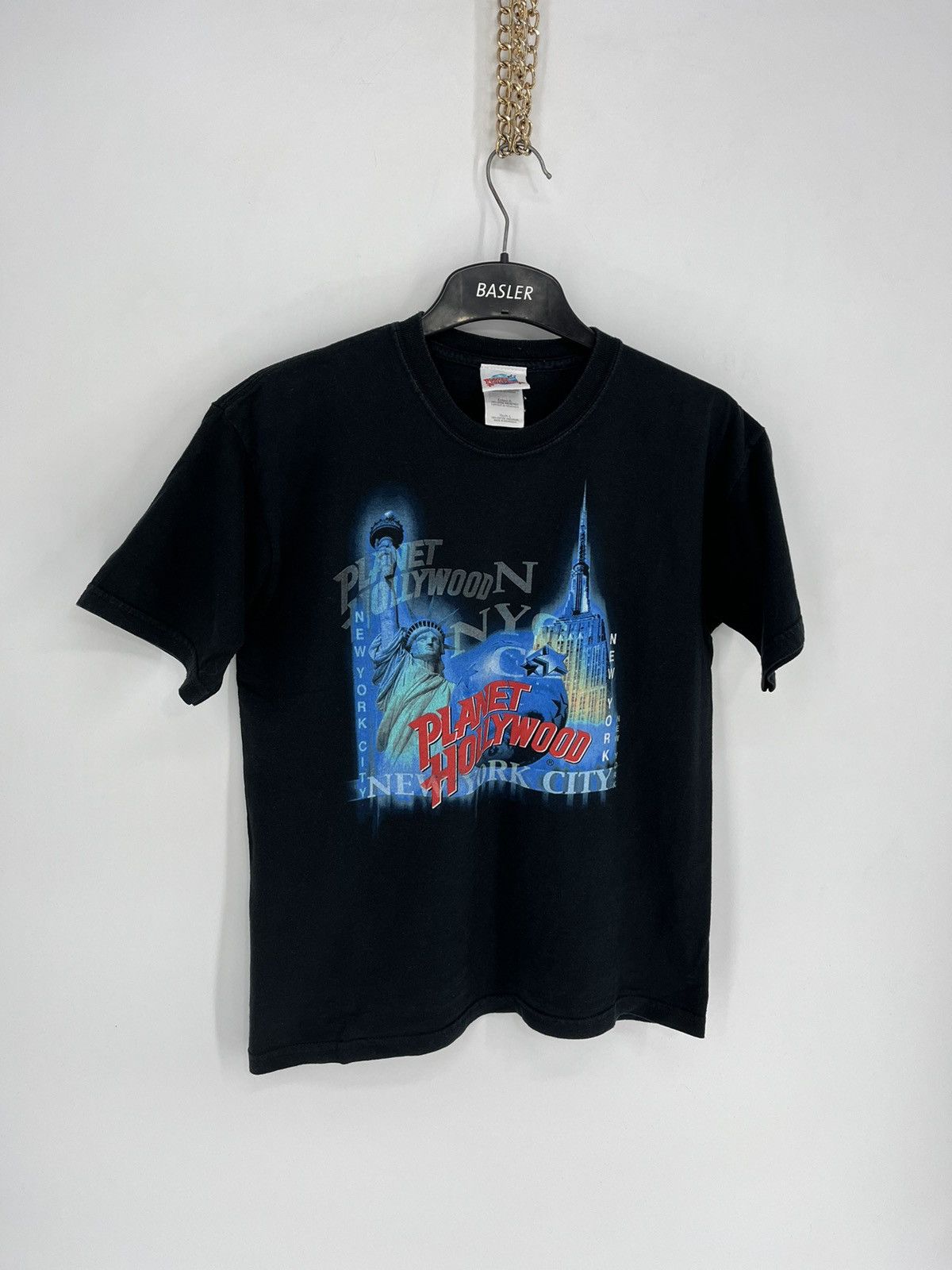 Disney × Planet Hollywood × Vintage Vintage Planet Hollywood Disney Resorts Tee Size US L / EU 52-54 / 3 - 7 Thumbnail