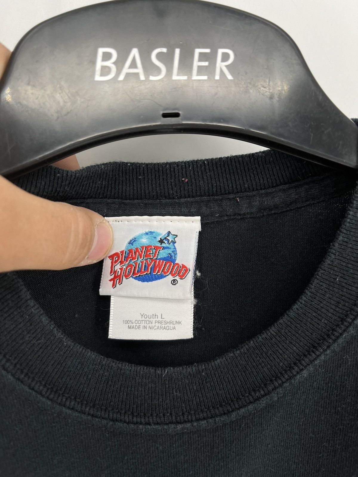 Disney × Planet Hollywood × Vintage Vintage Planet Hollywood Disney Resorts Tee Size US L / EU 52-54 / 3 - 9 Thumbnail