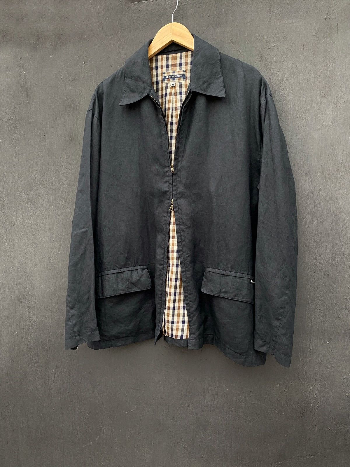 Aquascutum Aquascutum vintage linen jacket size M Size US L / EU 52-54 / 3 - 1 Thumbnail