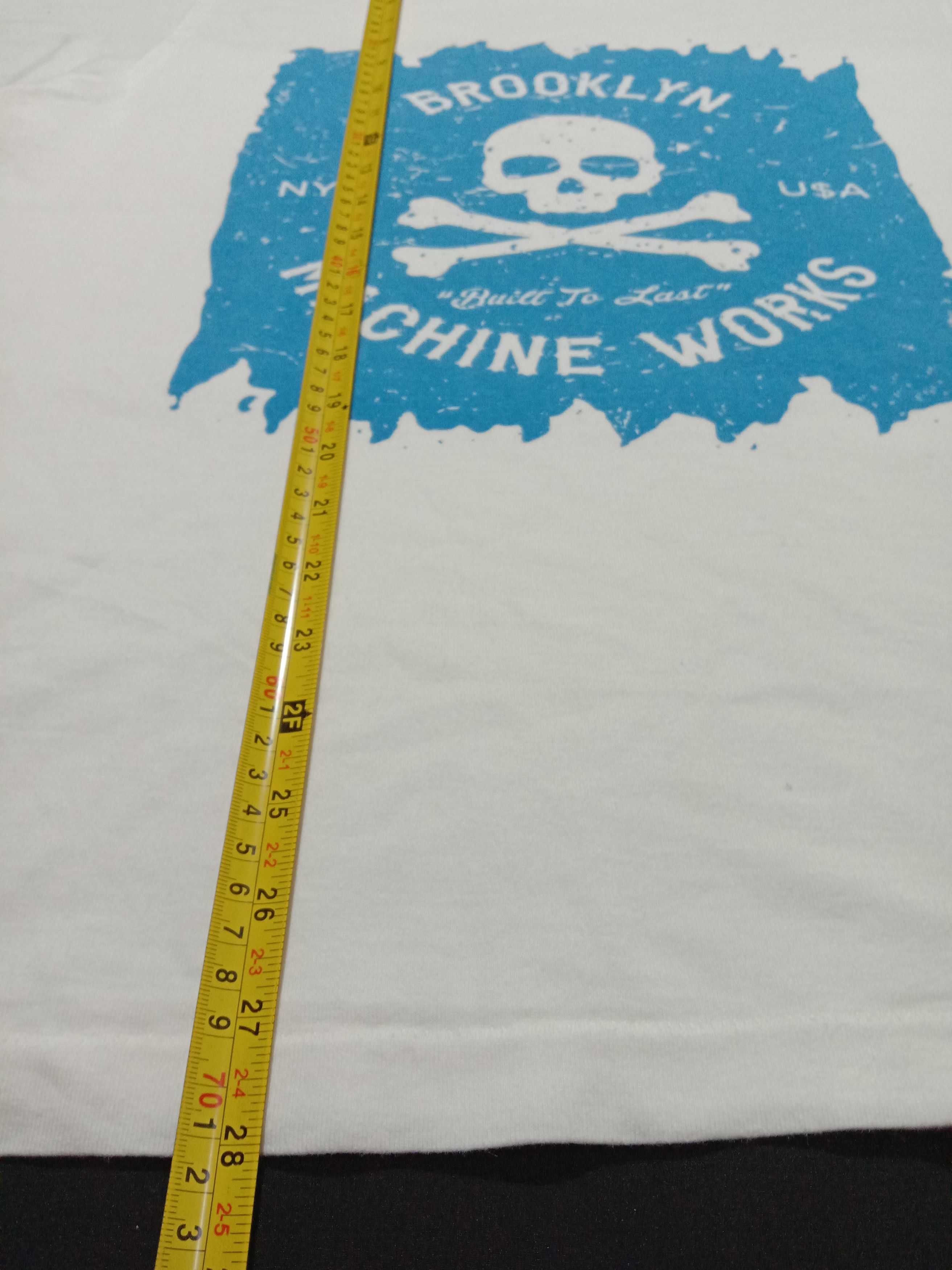 Uniqlo Vintage Uniqlo X Brooklyn Machine Works Built To Last Shirt Size US XL / EU 56 / 4 - 7 Thumbnail