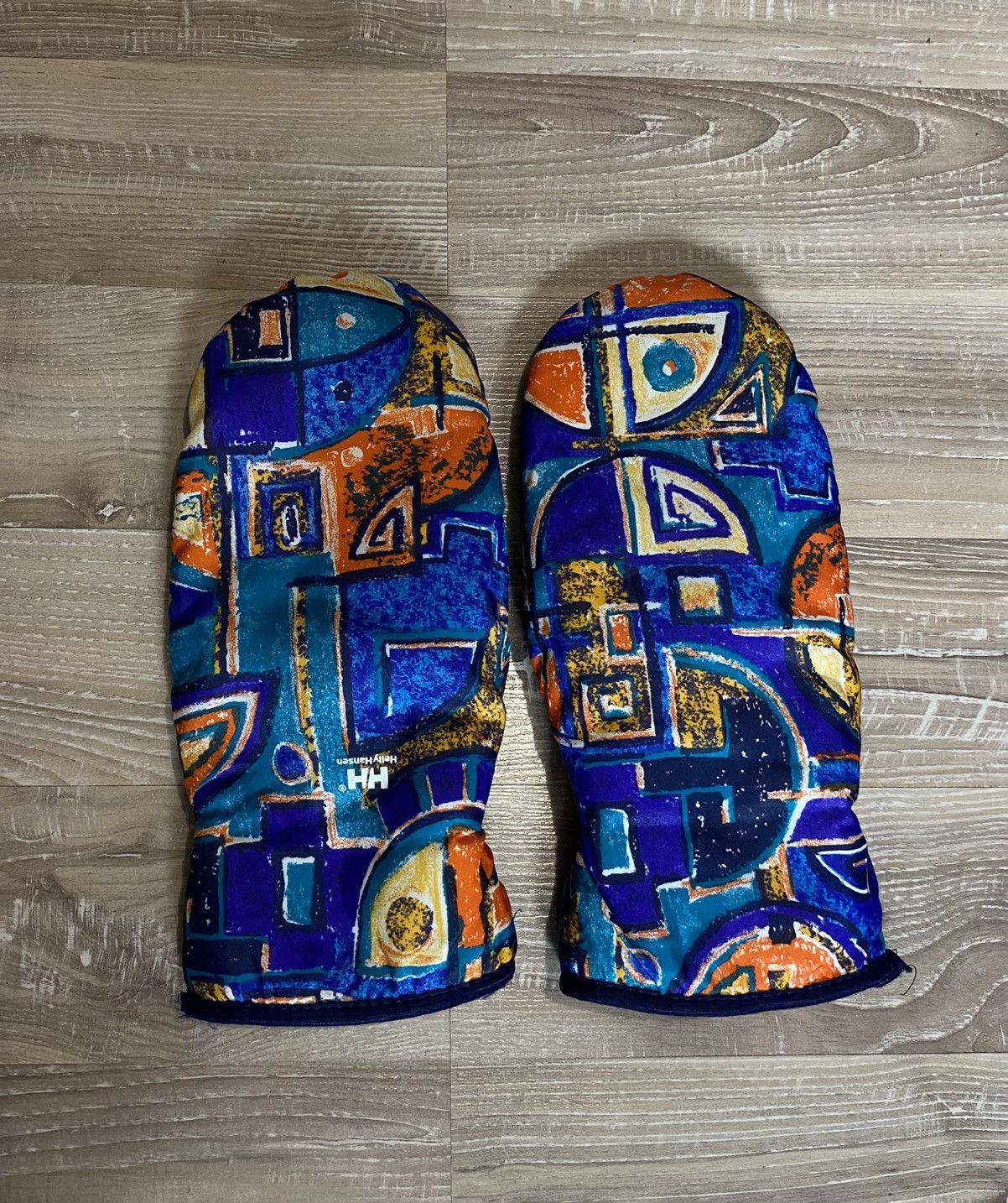 Helly Hansen Mittens Helly Hansen very rare 90s Size ONE SIZE - 2 Thumbnail