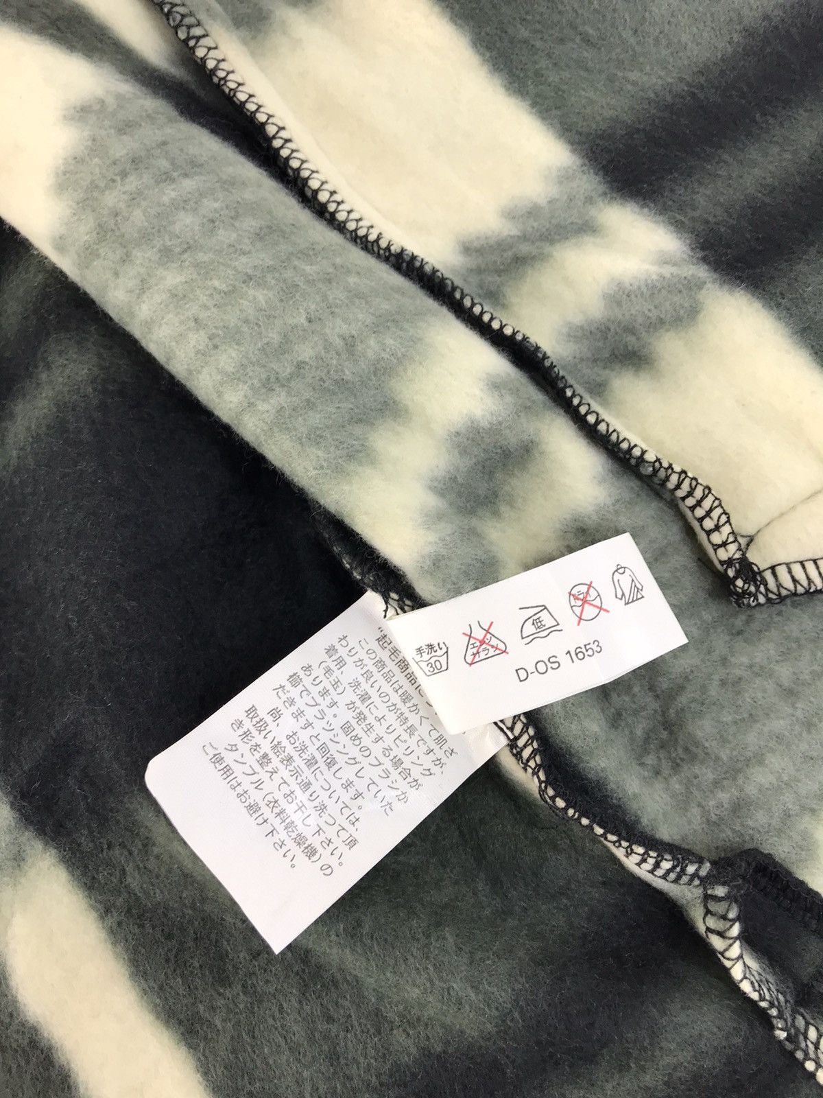 Plaid Checked Wool Fleece Black Comb Canada Button Up