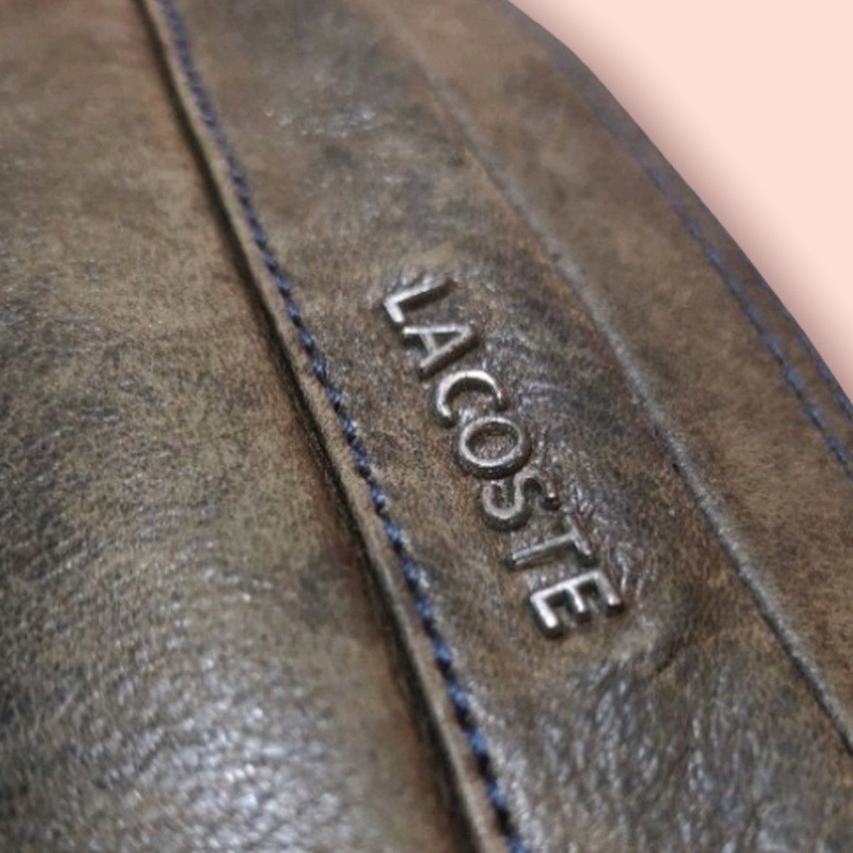 Lacoste × Leather × Vintage LACOSTE LEATHER CROSSBODY SLING Size ONE SIZE - 13 Thumbnail