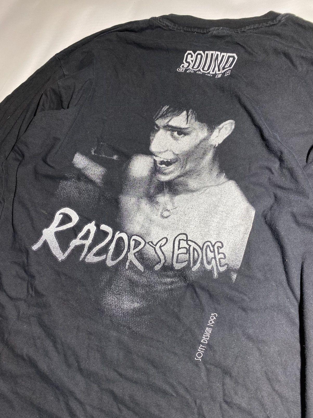 Band Tees Sound Garden Vintage 90s Razors Edge 1993 longsleeve L/XL Size US XL / EU 56 / 4 - 5 Thumbnail