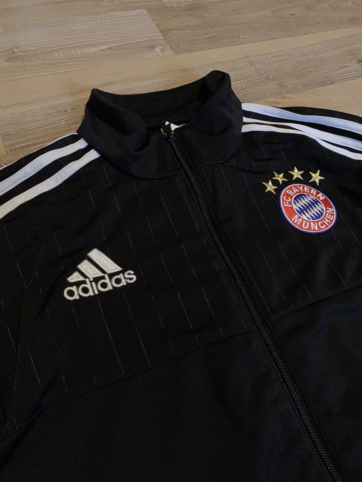 Adidas Adidas Bayern 2015 football jacket Size US M / EU 48-50 / 2 - 3 Thumbnail