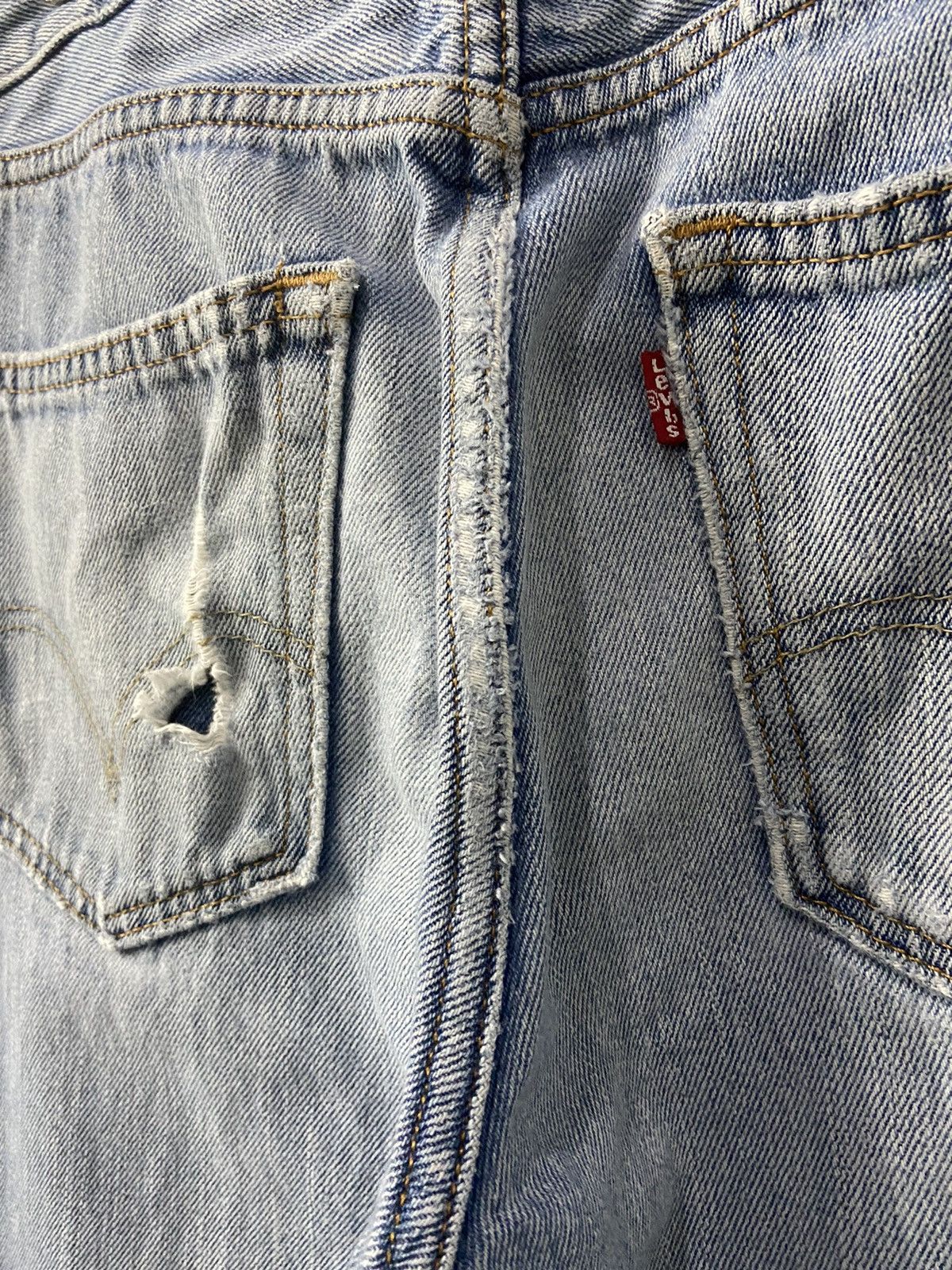 Levi's × Vintage Vintage Levi’s 505 Straight Fit Distressed Denim Pants Size US 32 / EU 48 - 20 Thumbnail