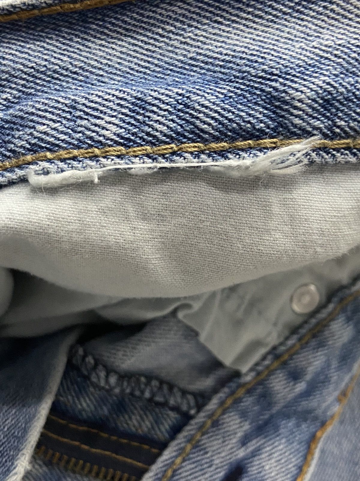 Levi's × Vintage Vintage Levi’s 505 Straight Fit Distressed Denim Pants Size US 32 / EU 48 - 24 Thumbnail