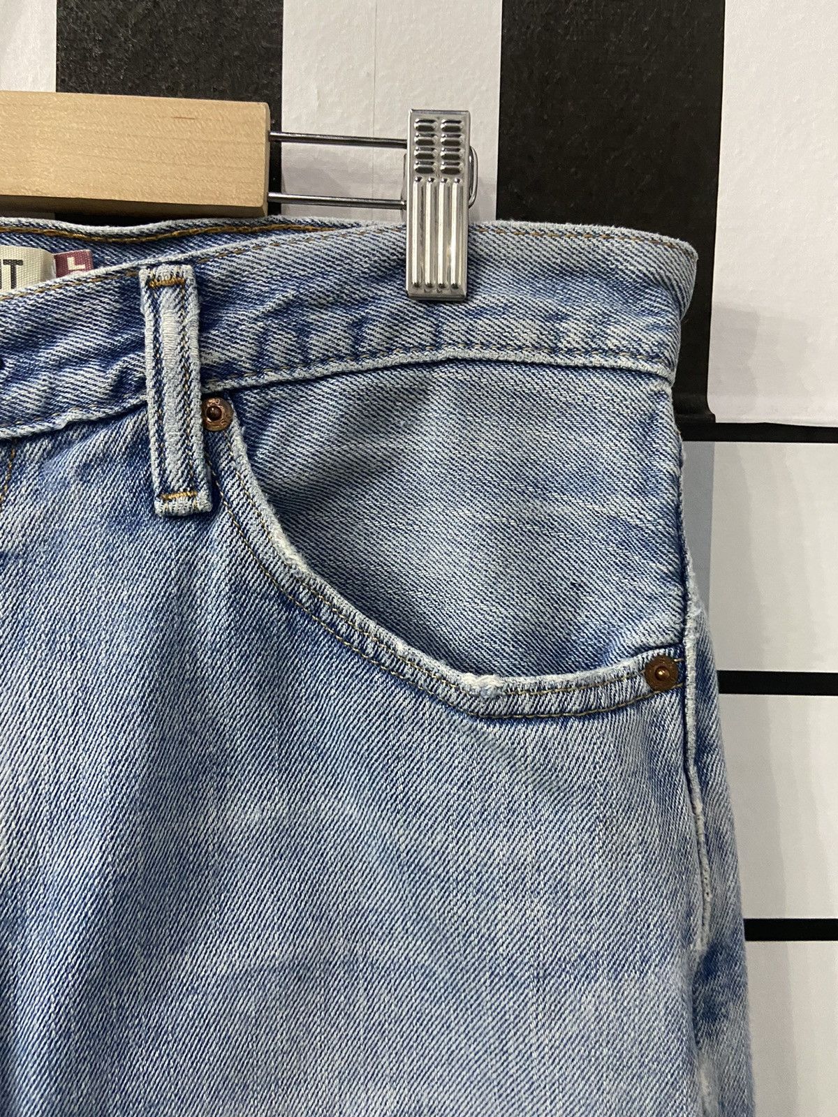 Levi's × Vintage Vintage Levi’s 505 Straight Fit Distressed Denim Pants Size US 32 / EU 48 - 12 Thumbnail