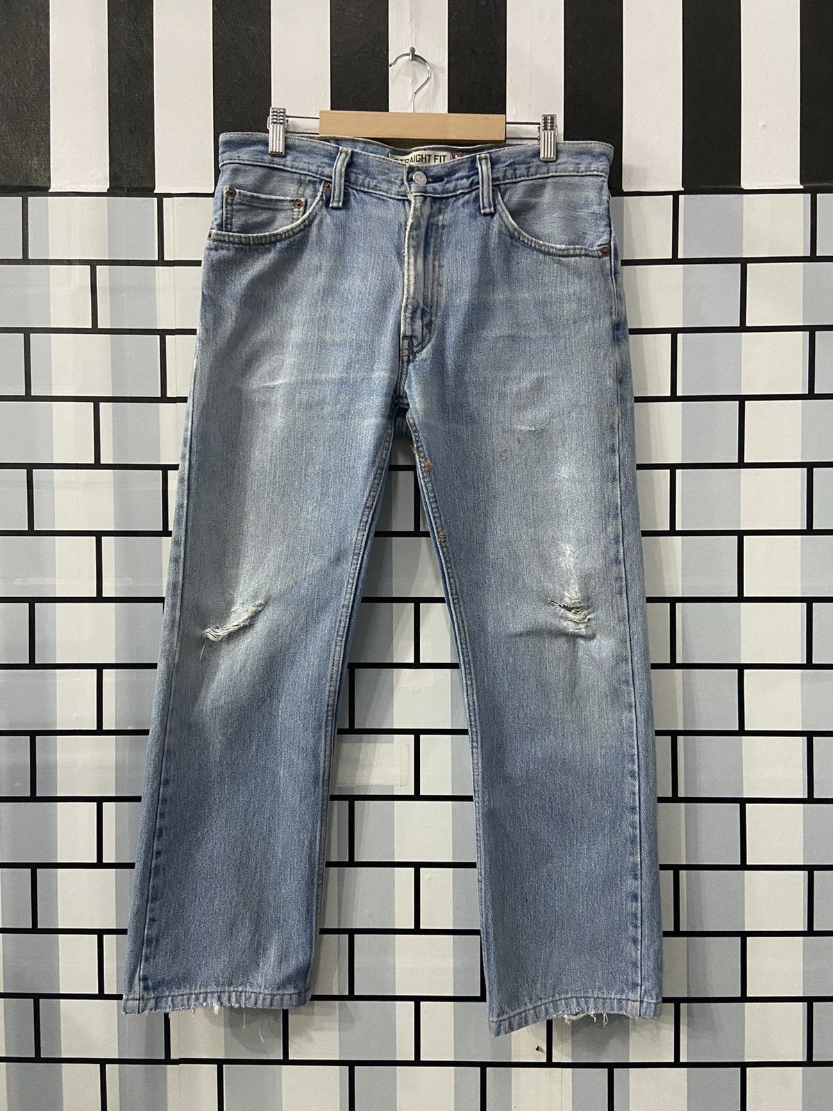 Levi's × Vintage Vintage Levi’s 505 Straight Fit Distressed Denim Pants Size US 32 / EU 48 - 1 Thumbnail