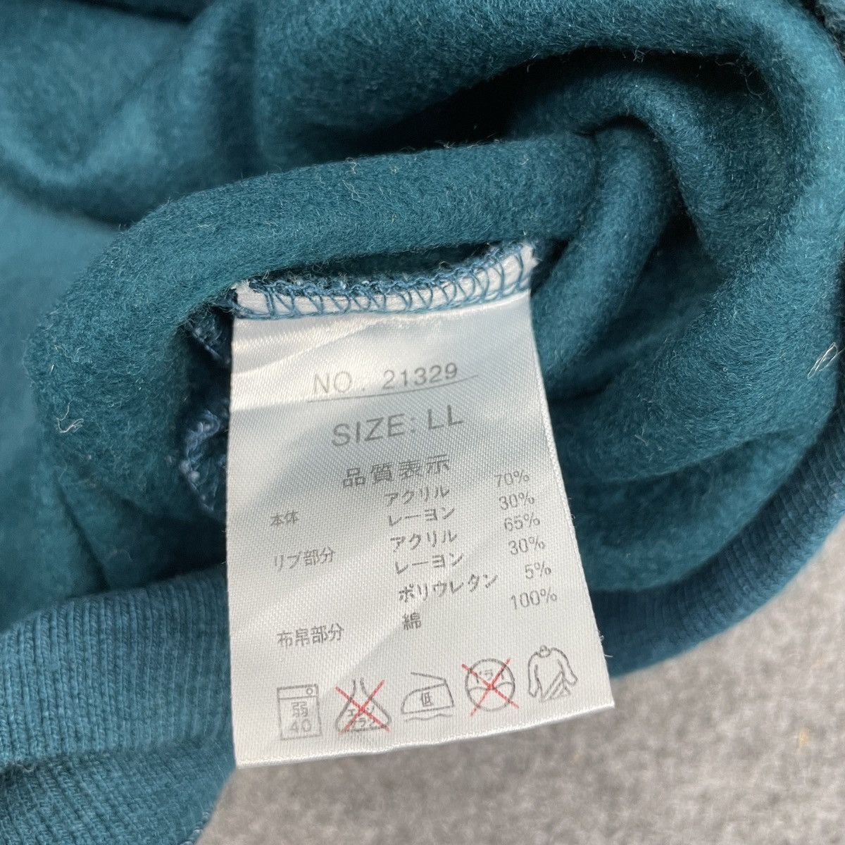 Kansai Yamamoto × Vintage Vintage Kansai Yamamoto Half Button Sweatshirt Size US XL / EU 56 / 4 - 6 Thumbnail