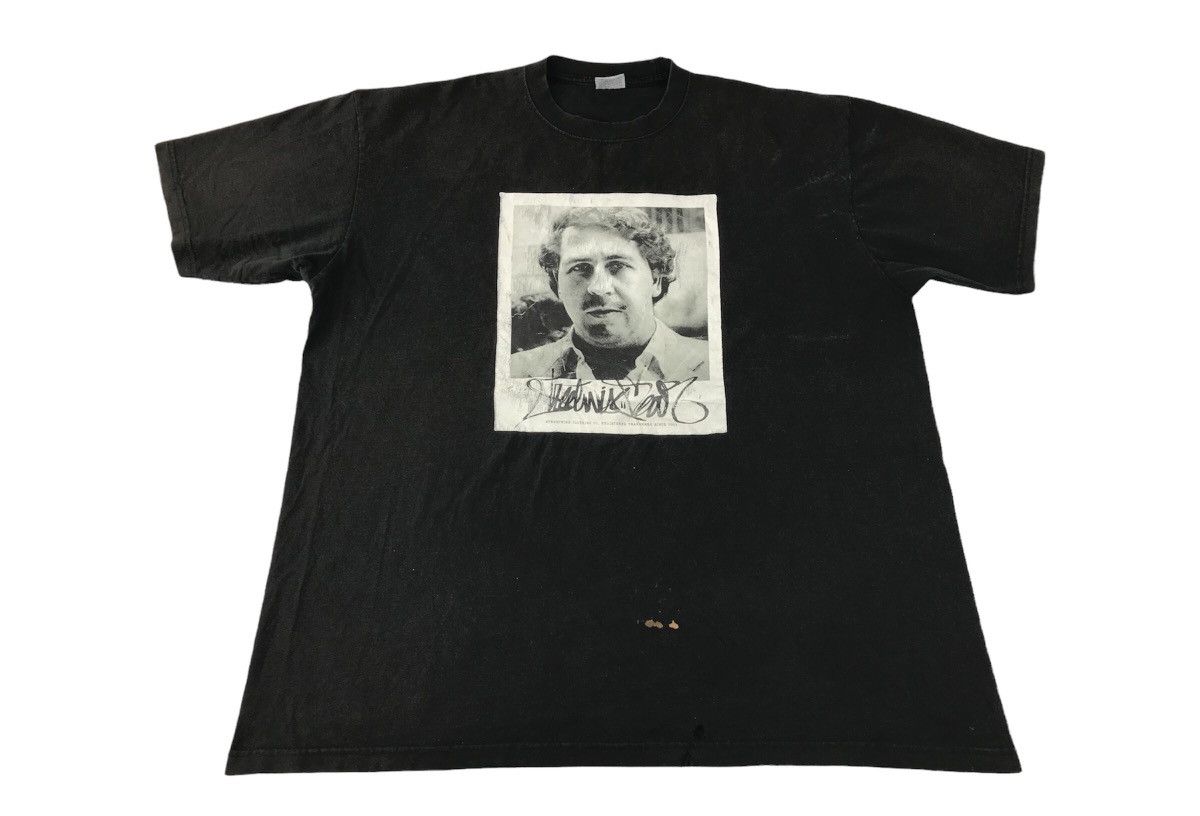 Japanese Brand × Vintage Streetwise Clothing Pablo Escobar Narcos Tee Face Box Logo Size US XXL / EU 58 / 5 - 1 Thumbnail