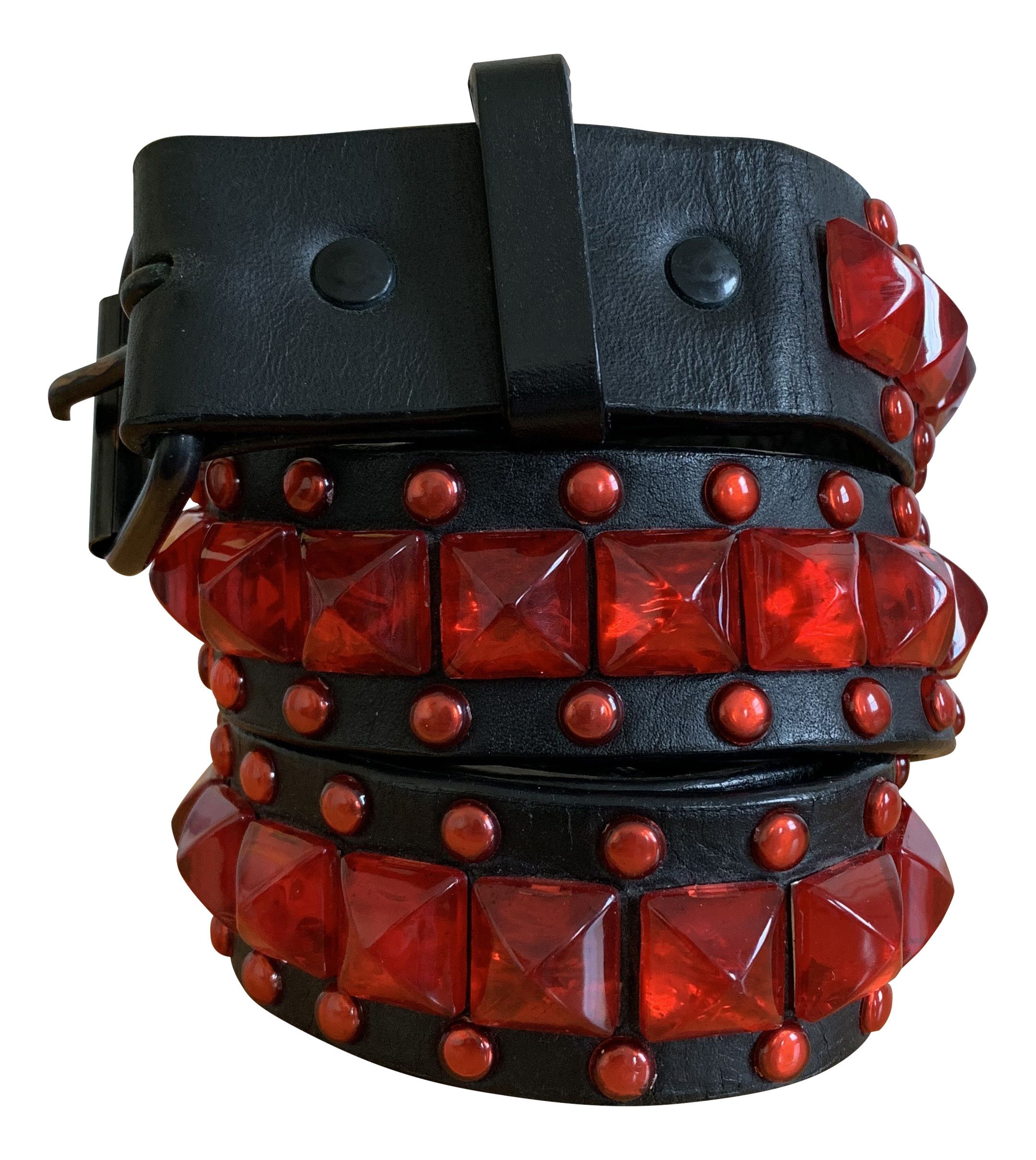 LEATHER STUD BRACELET HOT ORANGE