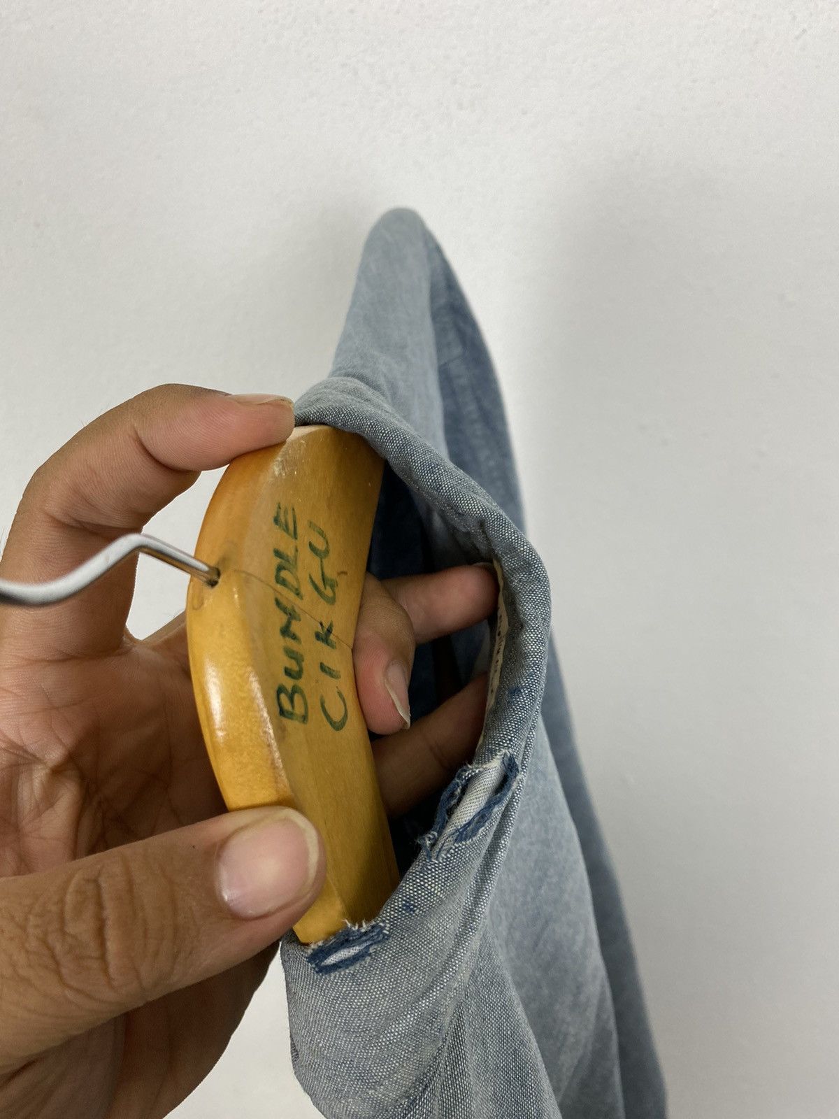 Levi's 🔥VINTAGE LEVI’S CLOTHING STONE BUTTON Size US M / EU 48-50 / 2 - 6 Thumbnail