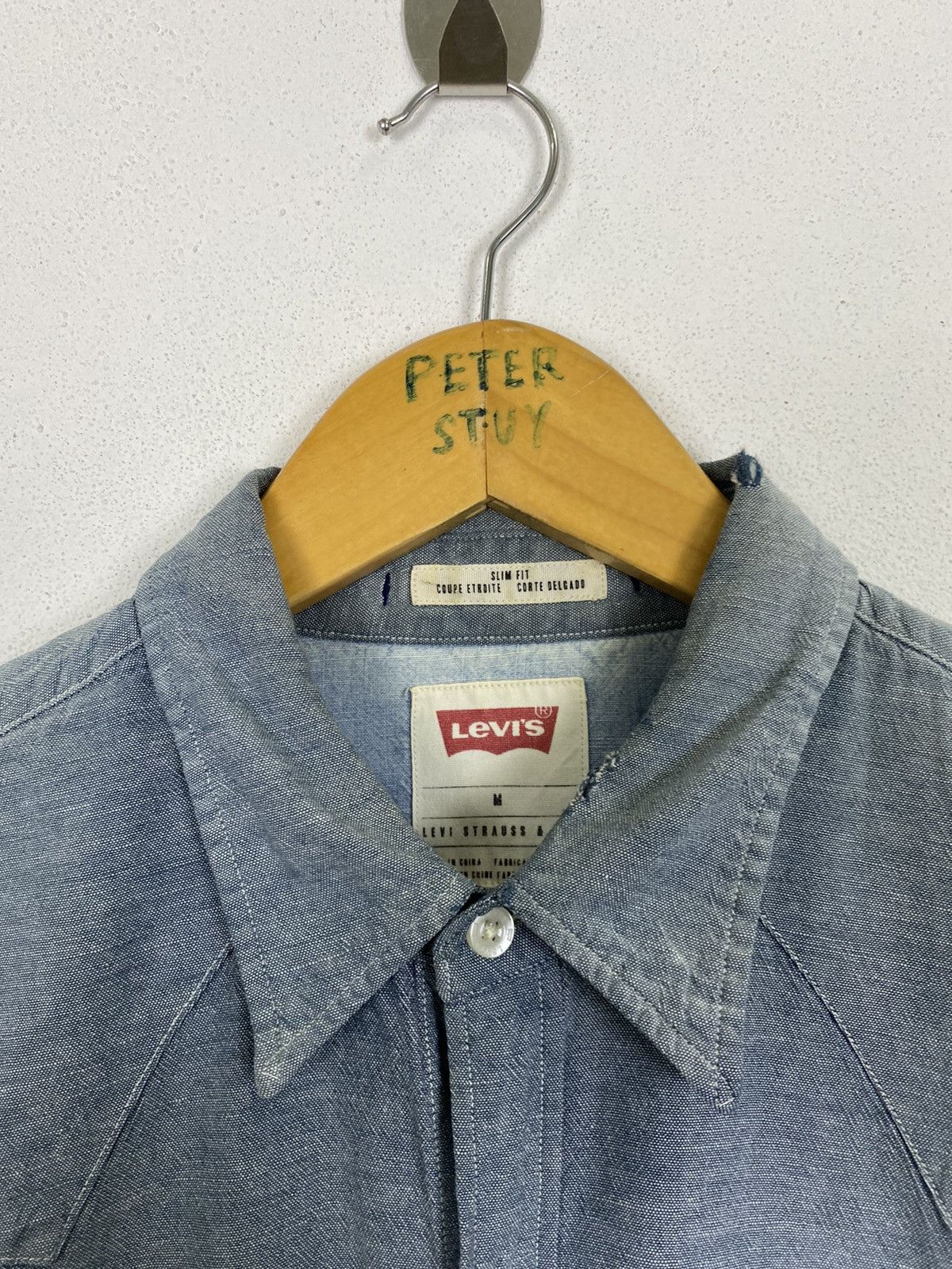 Levi's 🔥VINTAGE LEVI’S CLOTHING STONE BUTTON Size US M / EU 48-50 / 2 - 4 Thumbnail