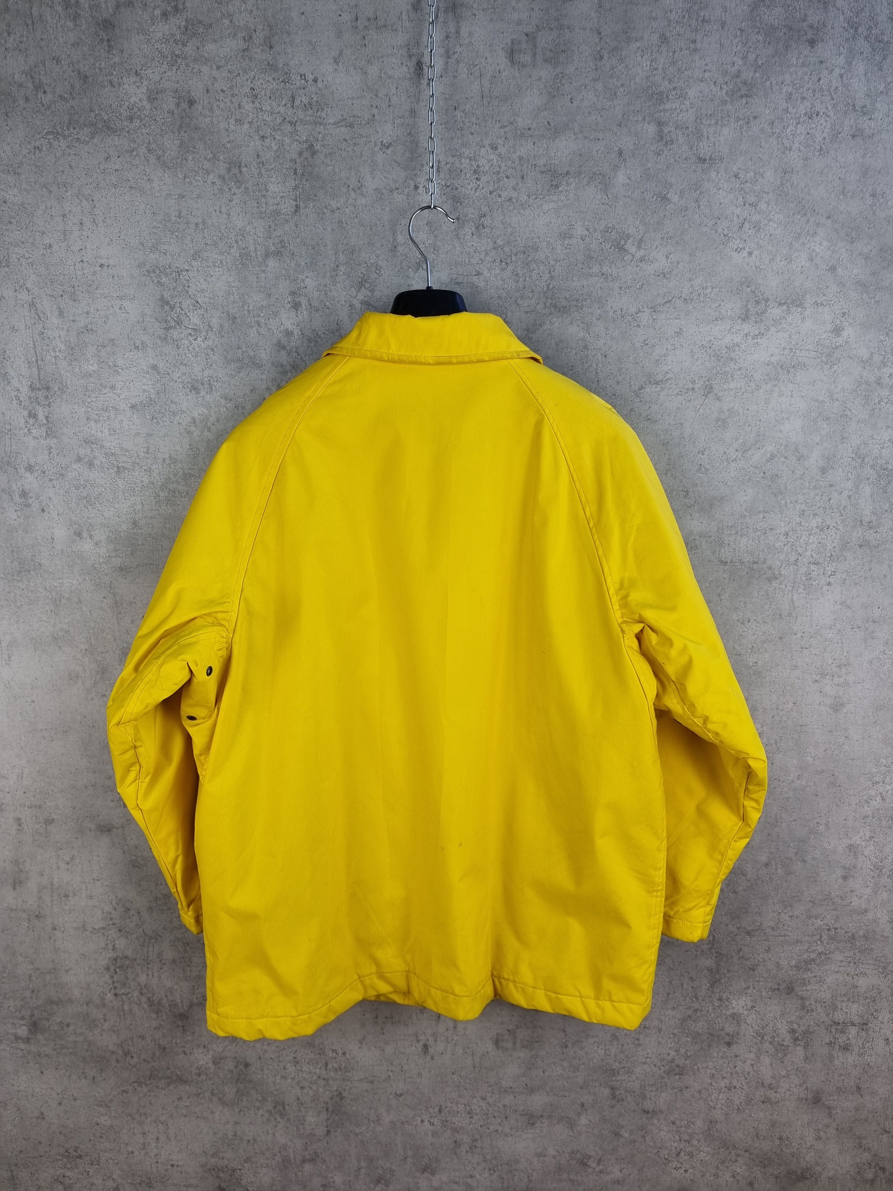Marlboro 90s Marlboro Italian Nylon Collared Jacket Rare color Size US L / EU 52-54 / 3 - 3 Thumbnail