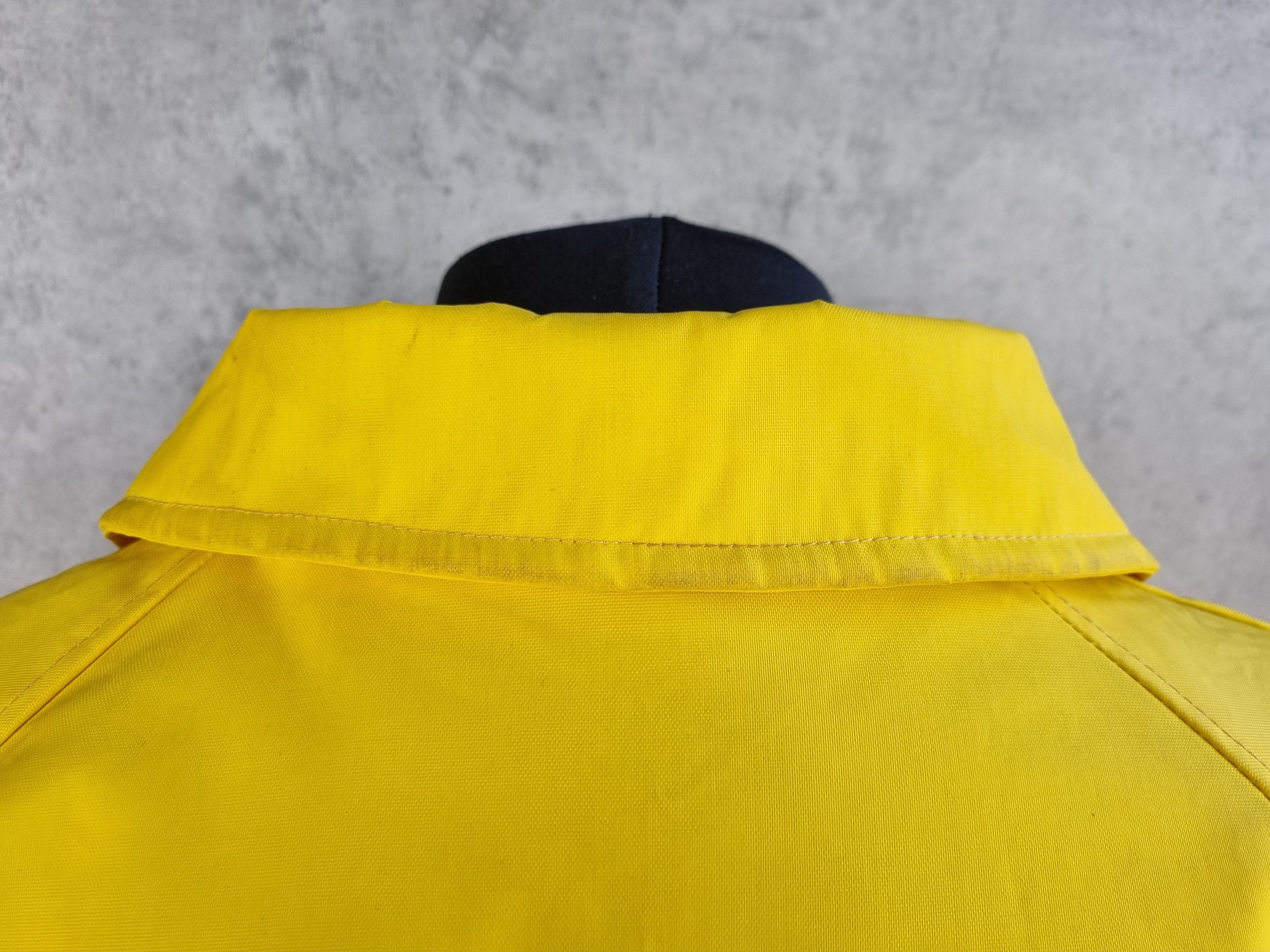 Marlboro 90s Marlboro Italian Nylon Collared Jacket Rare color Size US L / EU 52-54 / 3 - 20 Thumbnail