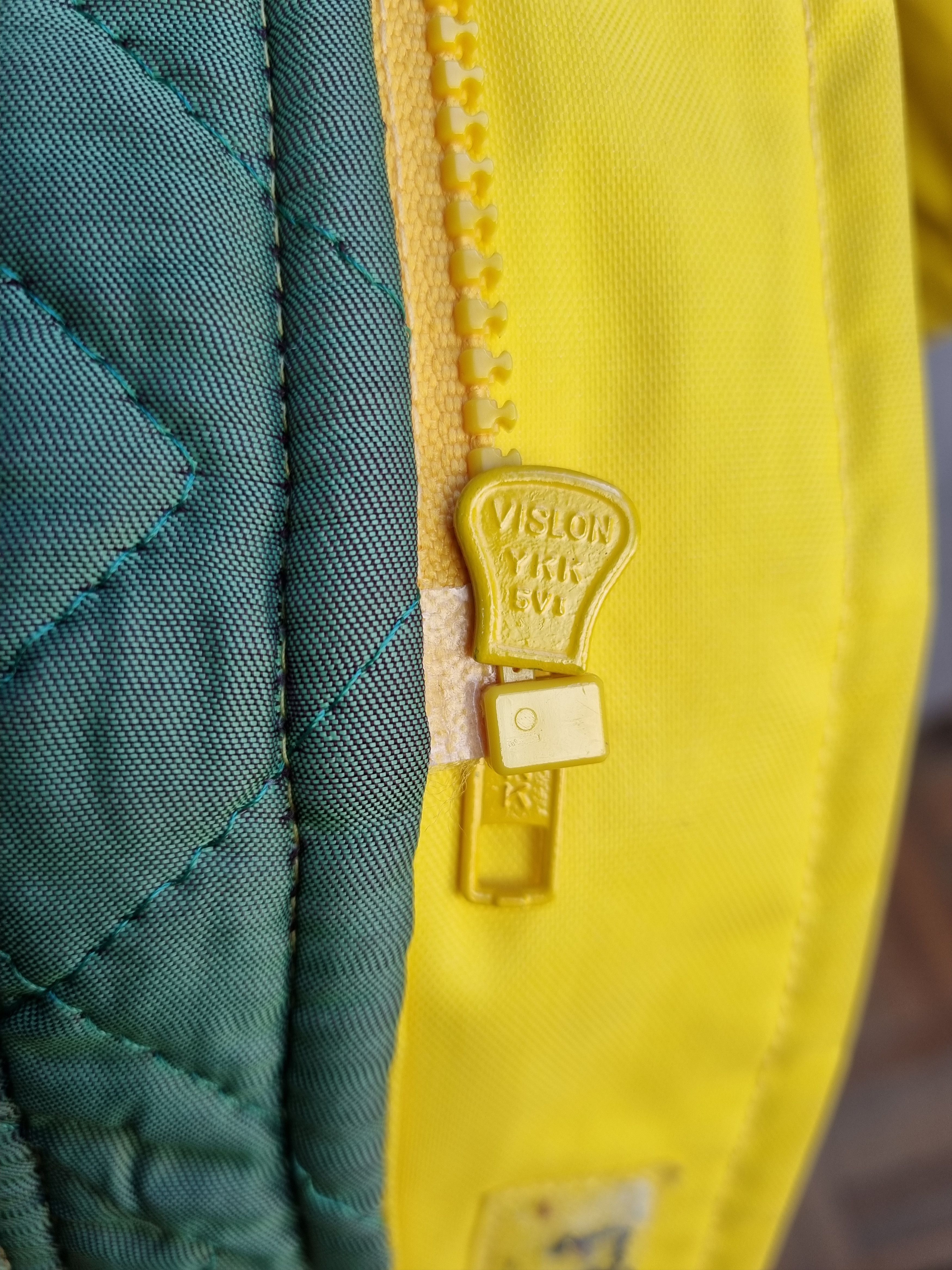 Marlboro 90s Marlboro Italian Nylon Collared Jacket Rare color Size US L / EU 52-54 / 3 - 14 Thumbnail