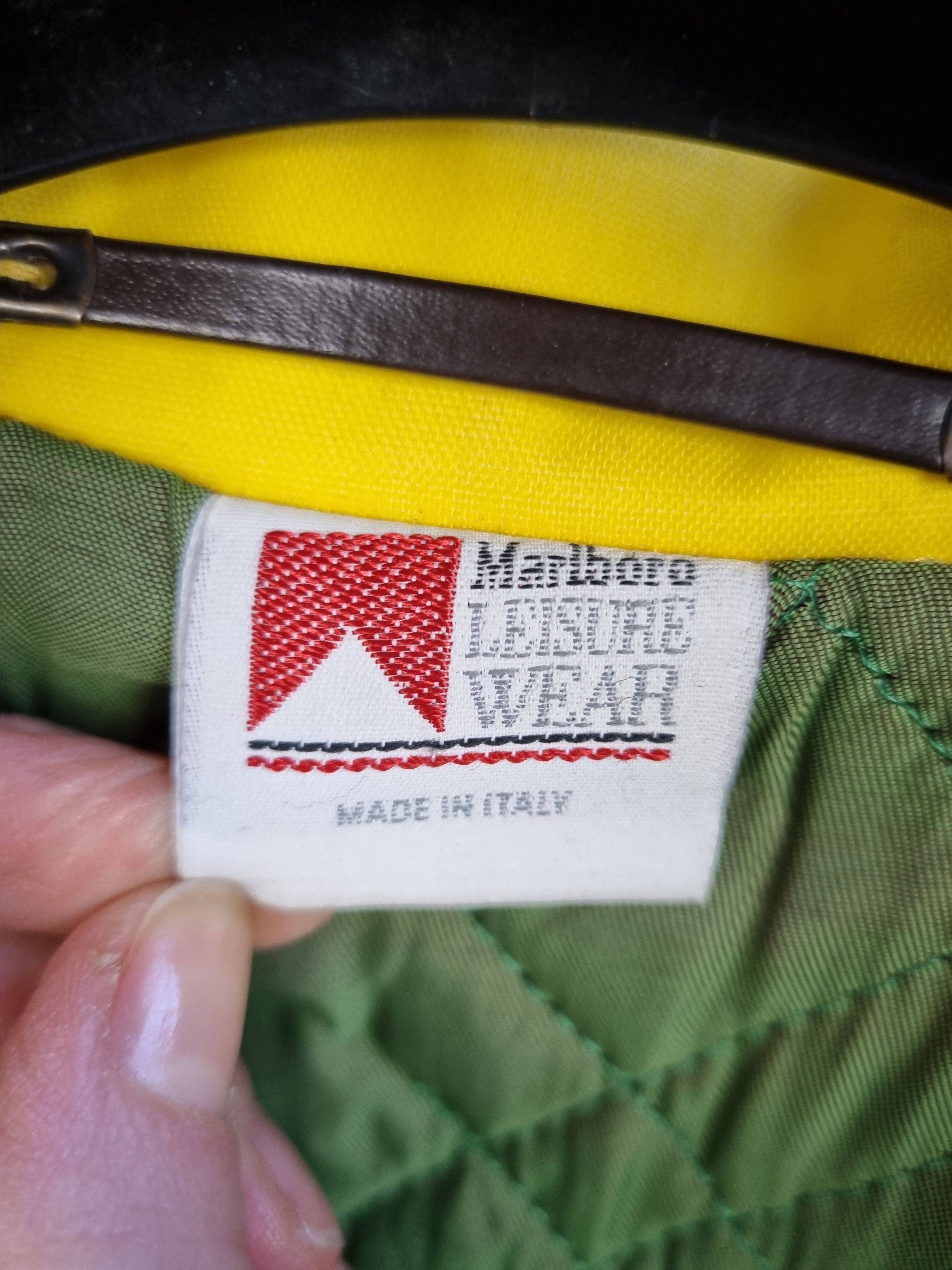 Marlboro 90s Marlboro Italian Nylon Collared Jacket Rare color Size US L / EU 52-54 / 3 - 10 Thumbnail