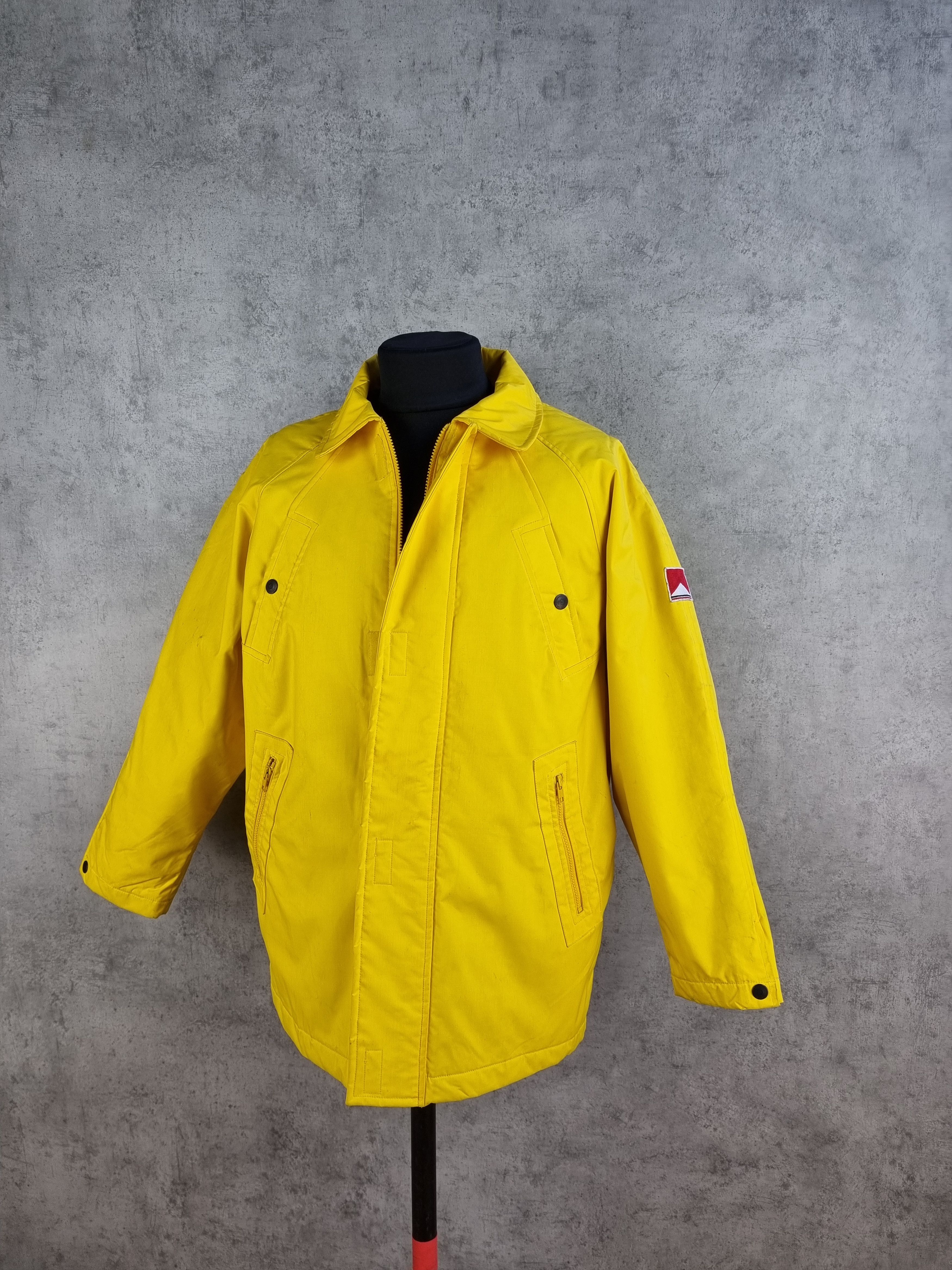 Marlboro 90s Marlboro Italian Nylon Collared Jacket Rare color Size US L / EU 52-54 / 3 - 4 Thumbnail