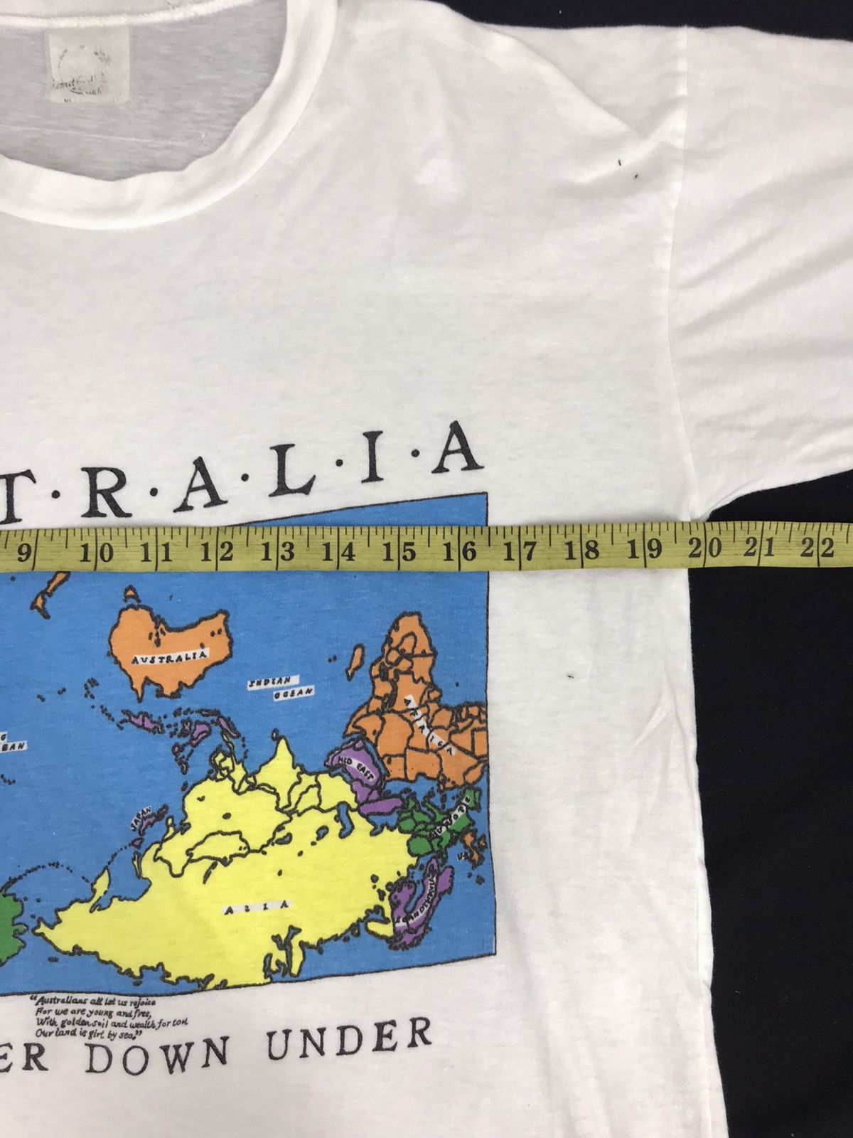 Band Tees 90s Australia Souvenir Tourist Paper Thin Souvenir Tee Size US M / EU 48-50 / 2 - 6 Thumbnail