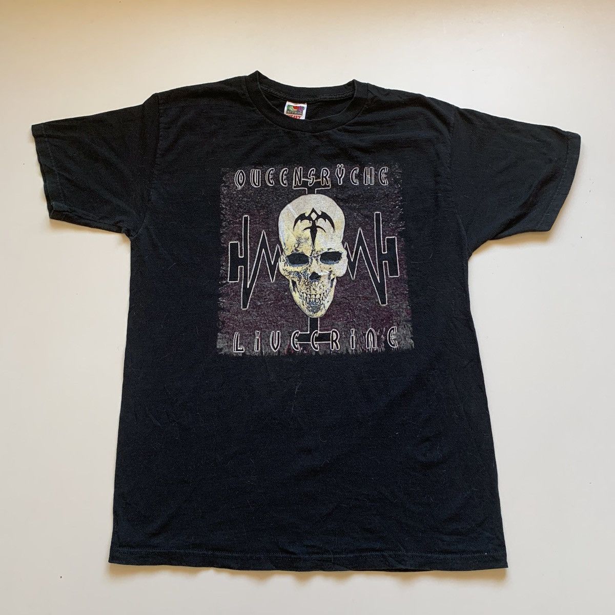Vintage 90s Queensryche Live Crime Tour Graphic Band T Shirt
