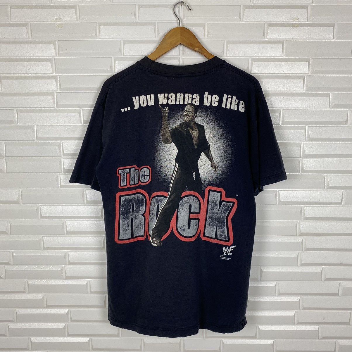 Vintage VINTAGE BOOTLEG DISTRESSED WWF THE ROCK TSHIRT Size US M / EU 48-50 / 2 - 1 Thumbnail